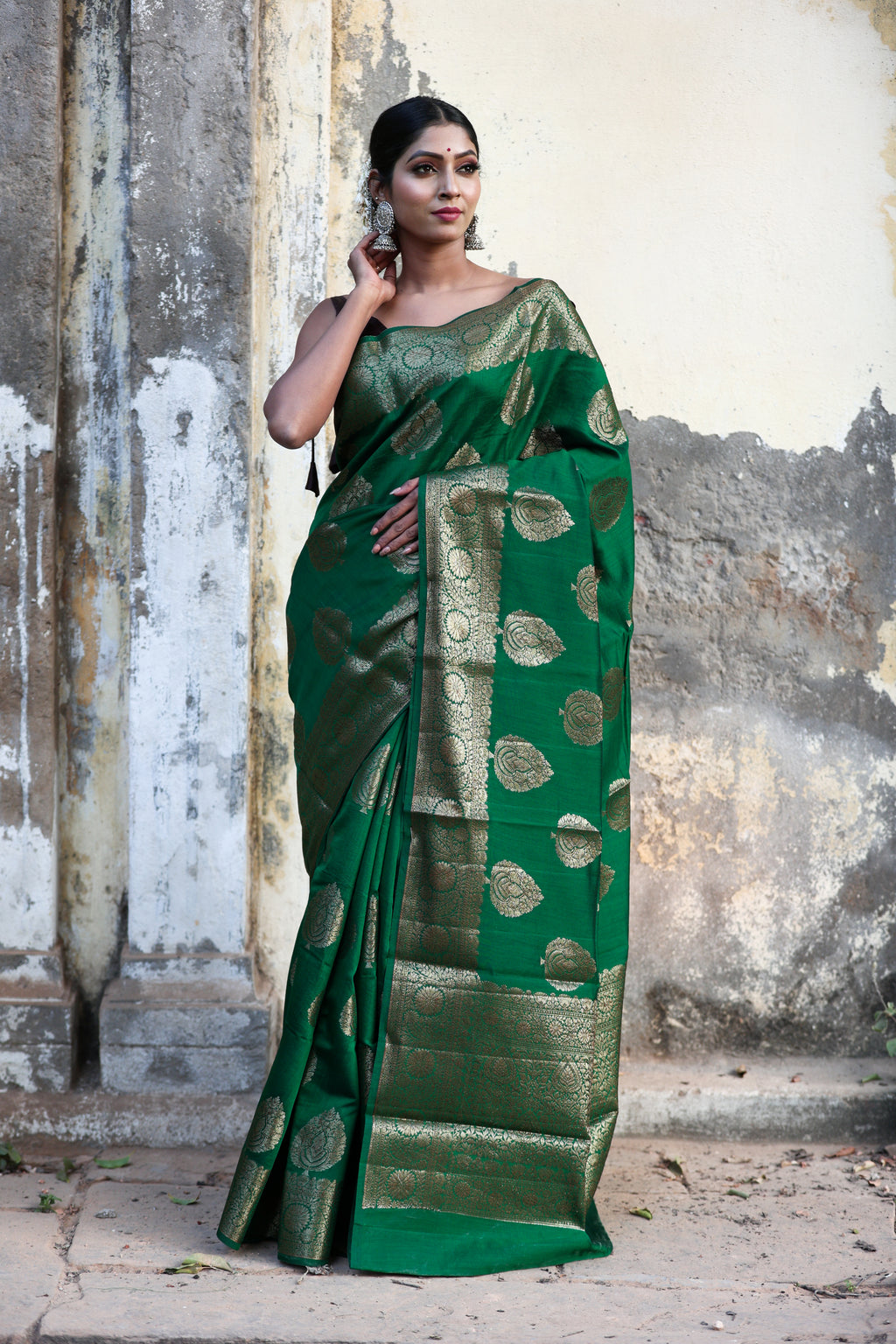 Green Chinia Silk  Handwoven Banaras Saree