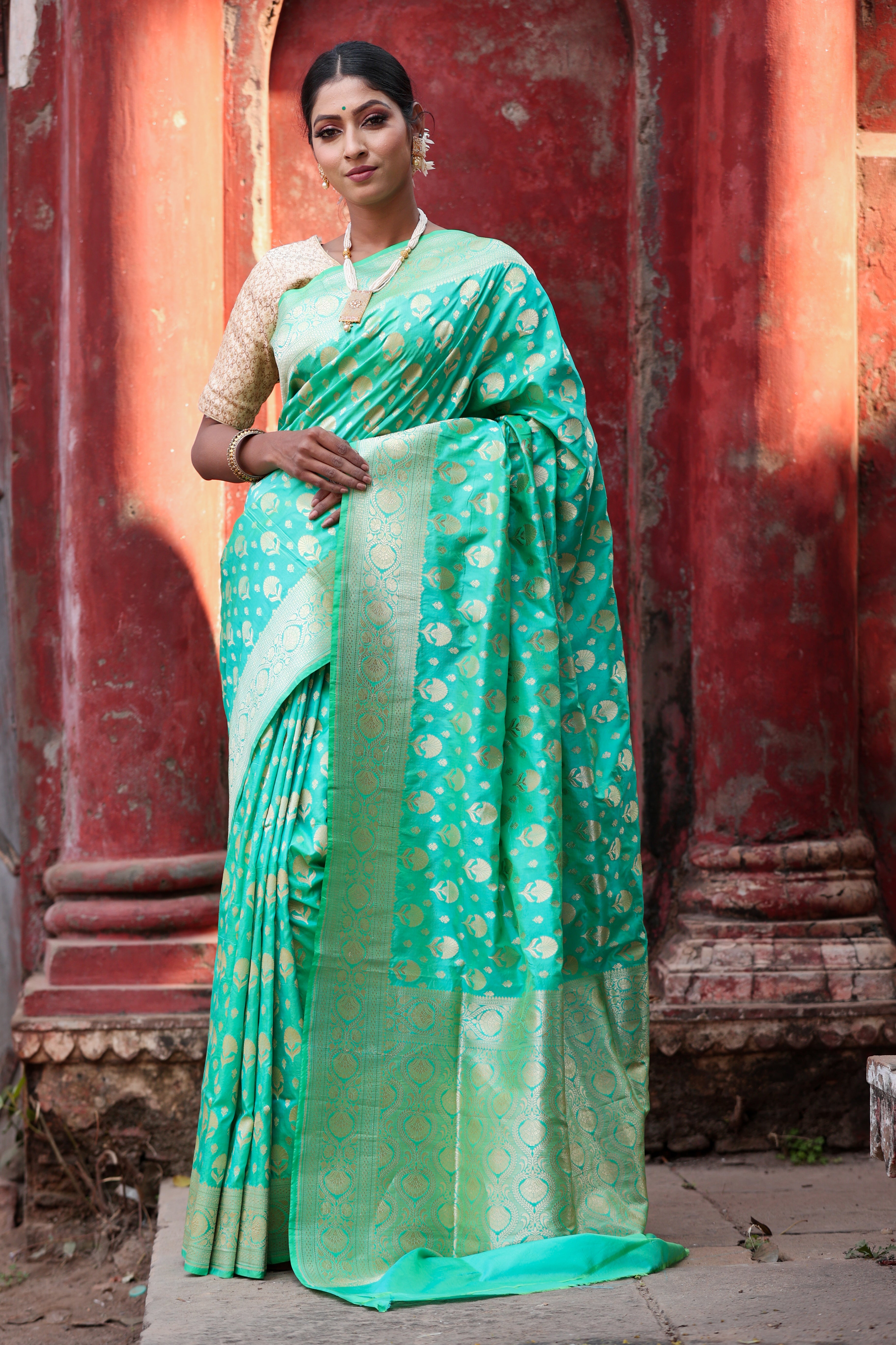 Emerald Green katan Silk  Handwoven Banaras Saree