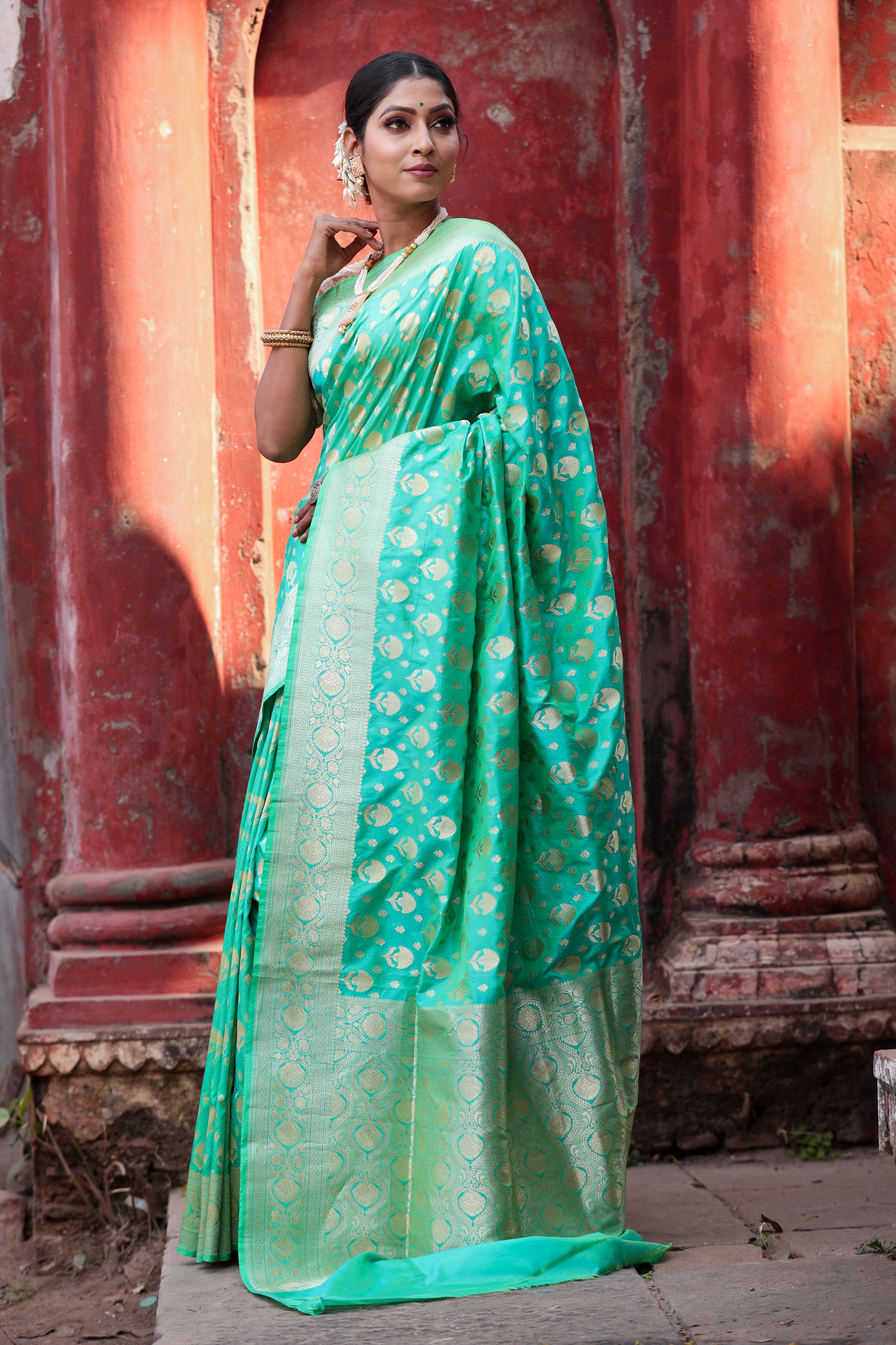 Emerald Green katan Silk  Handwoven Banaras Saree