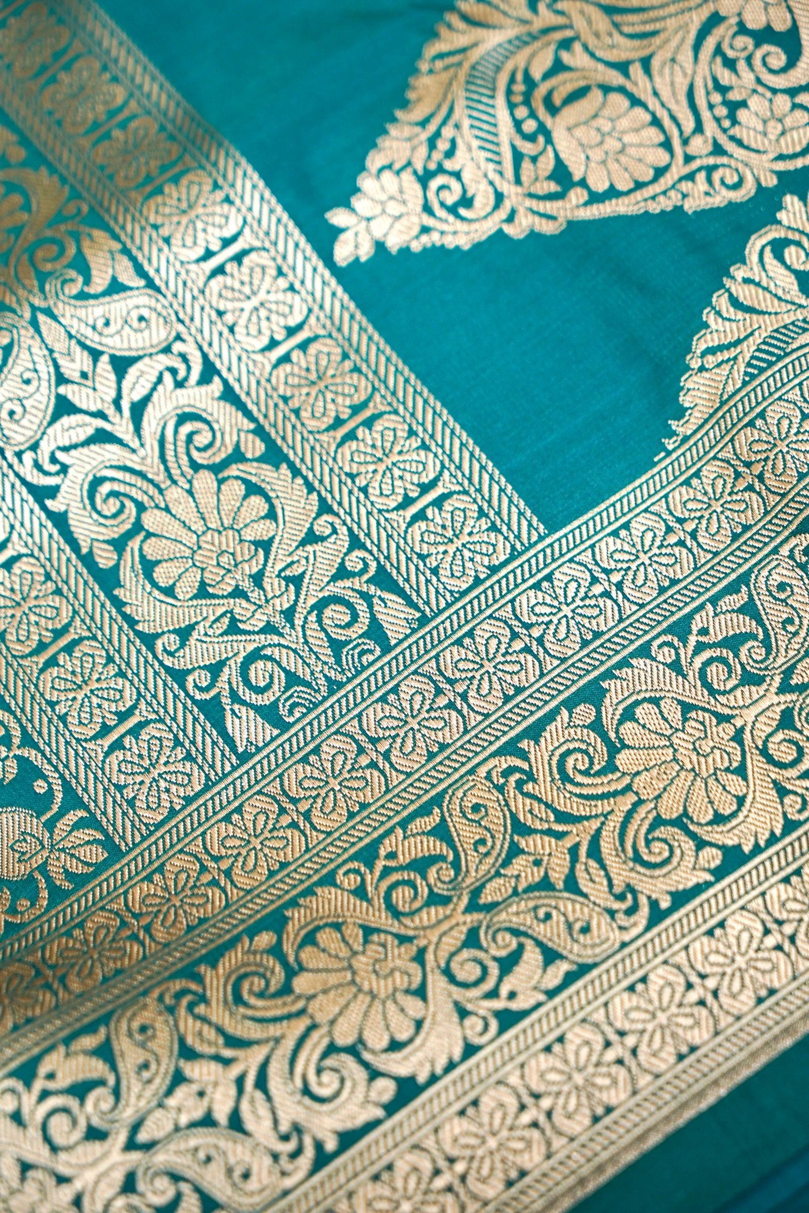 OCEAN TEAL BANARASI MASHRU KATAN SILK SAREE