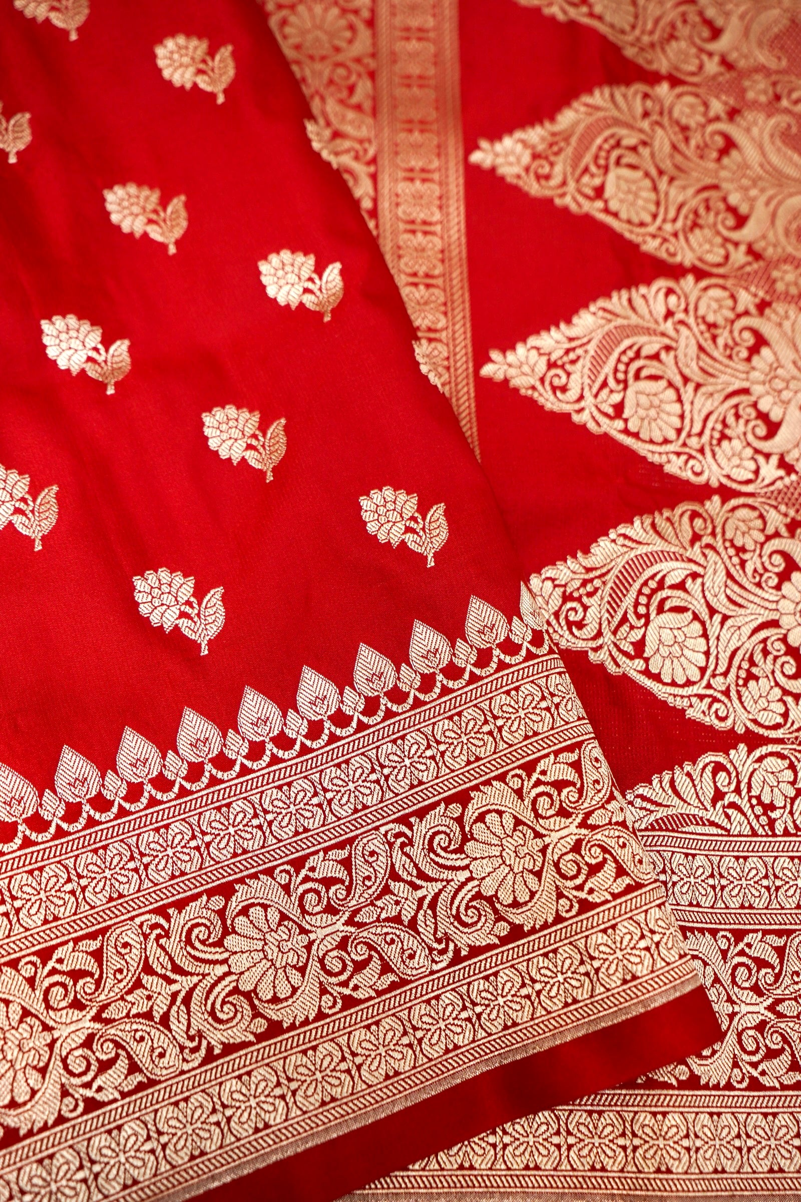 SCARLET RED BANARASI MASHRU KATAN SILK SAREE