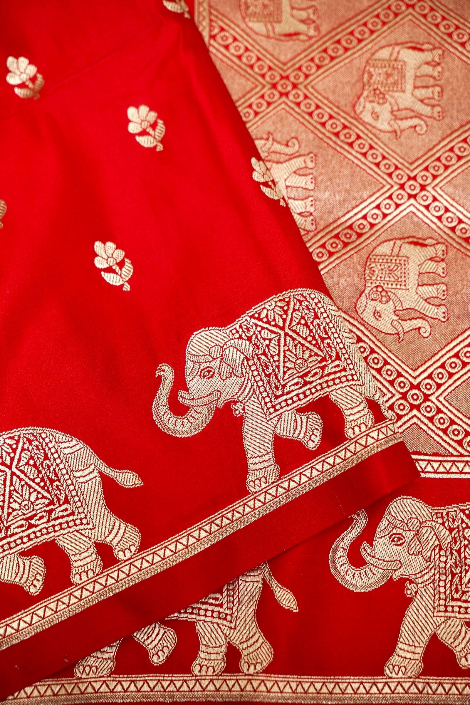RANI RED BANARASI MASHRU KATAN SILK SAREE (ELEPHANT BORDER)