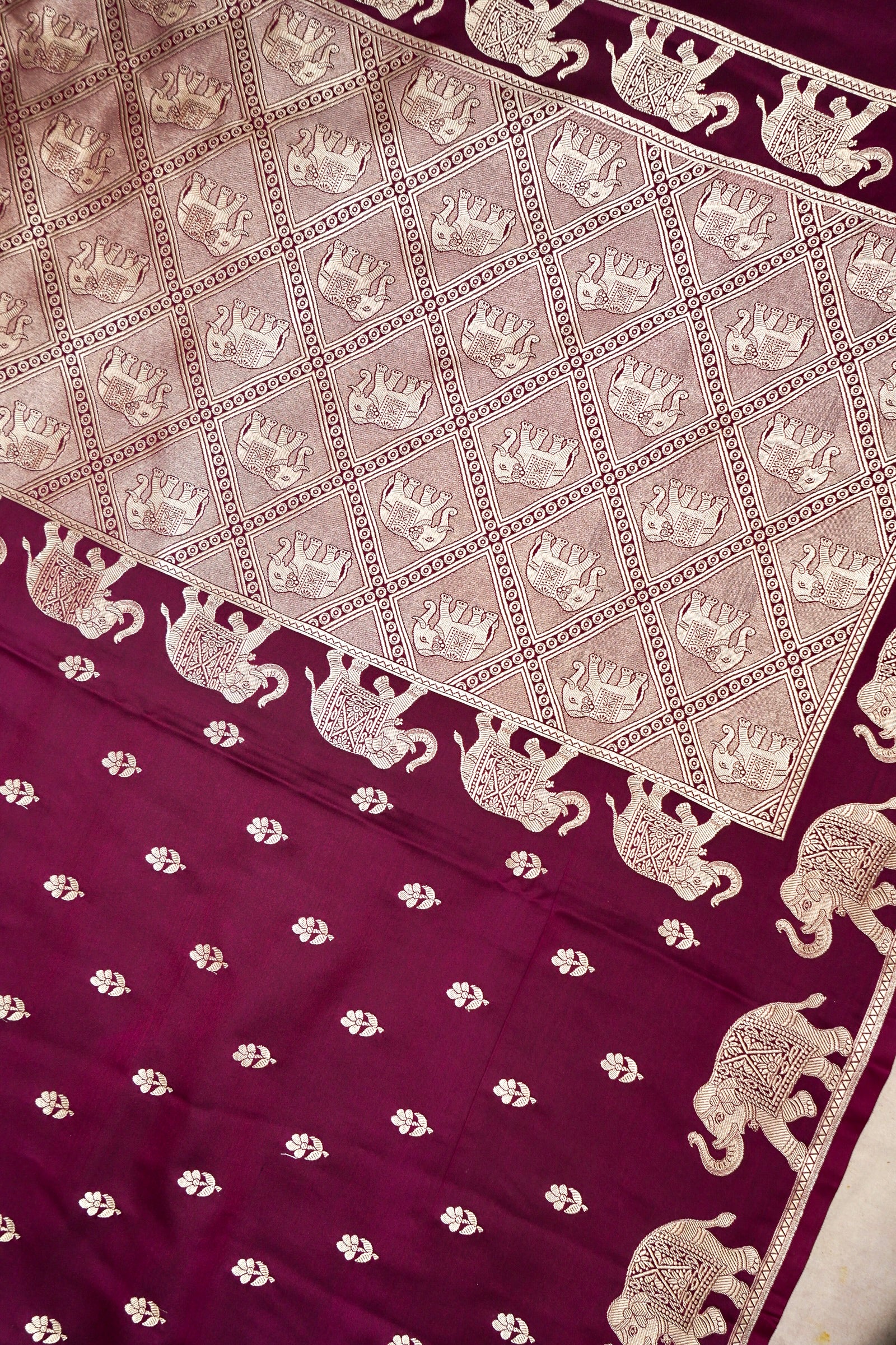 WINE PURPLE BANARASI MASHRU KATAN SILK SAREE (ELEPHANT BORDER)