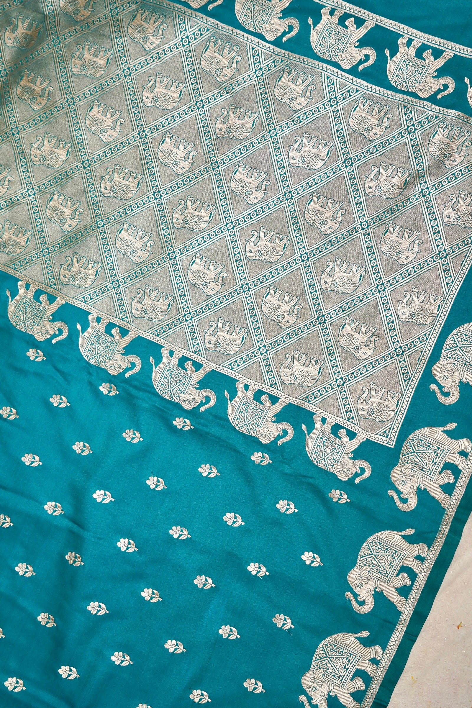 TEAL GREEN BANARASI MASHRU KATAN SILK SAREE (ELEPHANT BORDER)