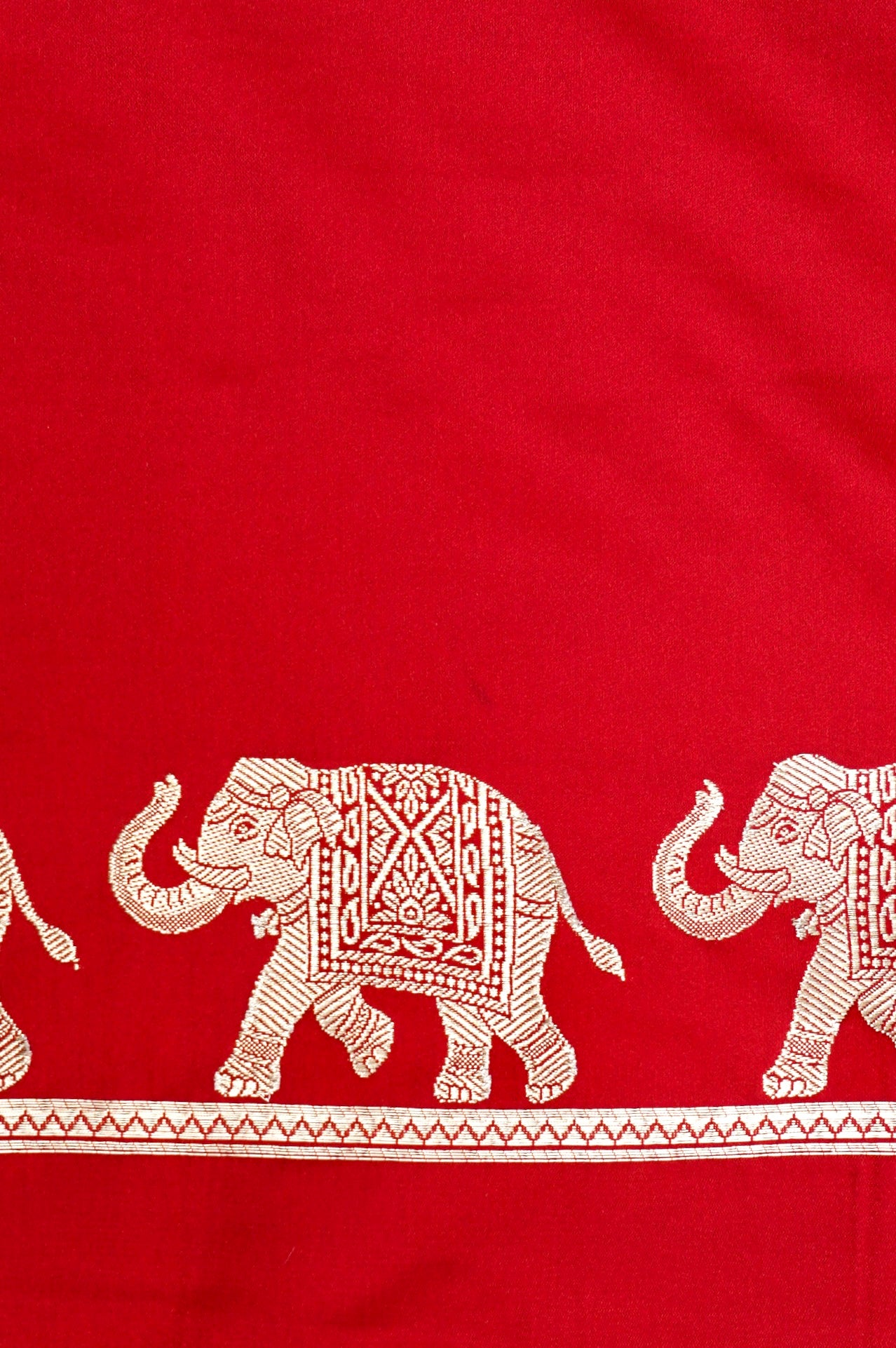 CLASSIC RED BANARASI MASHRU KATAN SILK SAREE (ELEPHANT BORDER)