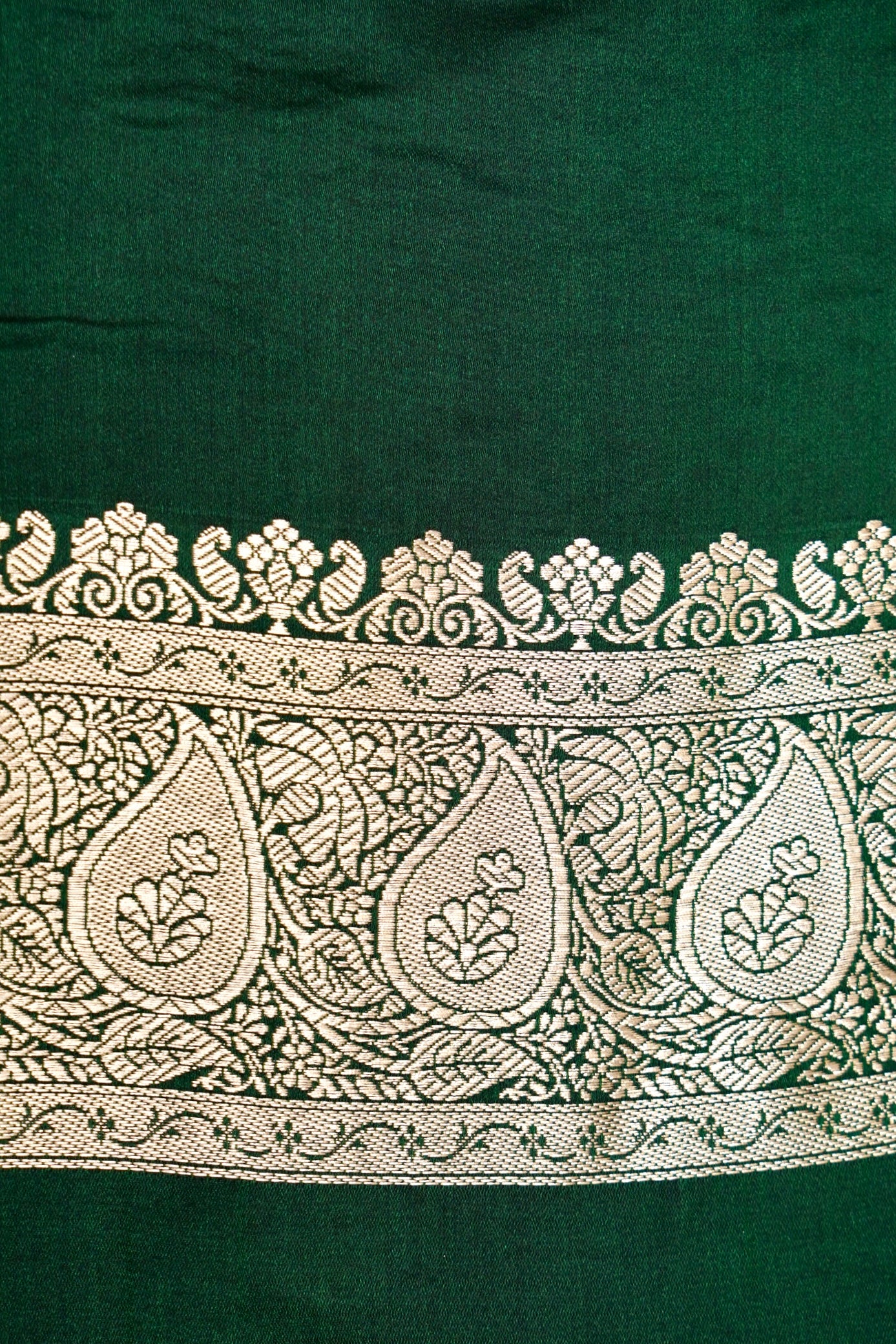 ROYAL BOTTLE GREEN BANARASI MASHRU KATAN SILK SAREE