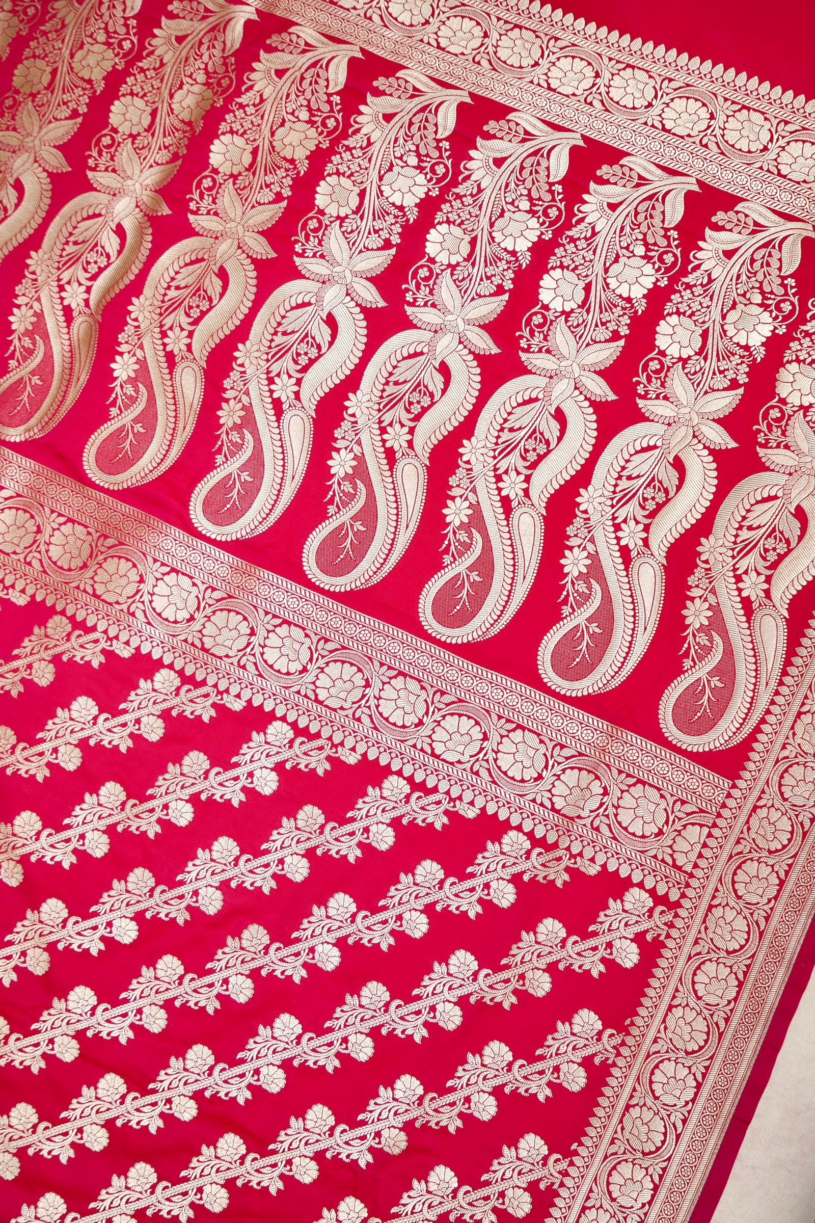 VERMILION RED BANARASI MASHRU KATAN SILK SAREE