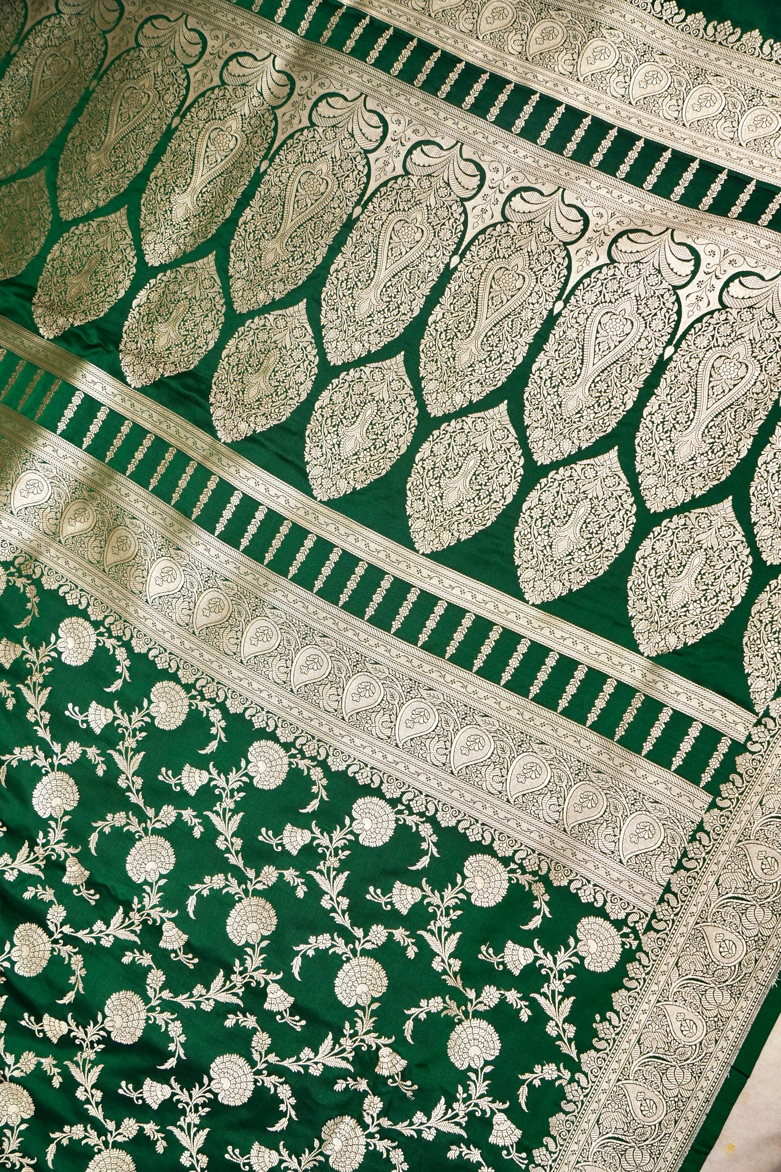 ROYAL FOREST GREEN BANARASI MASHRU KATAN SILK SAREE