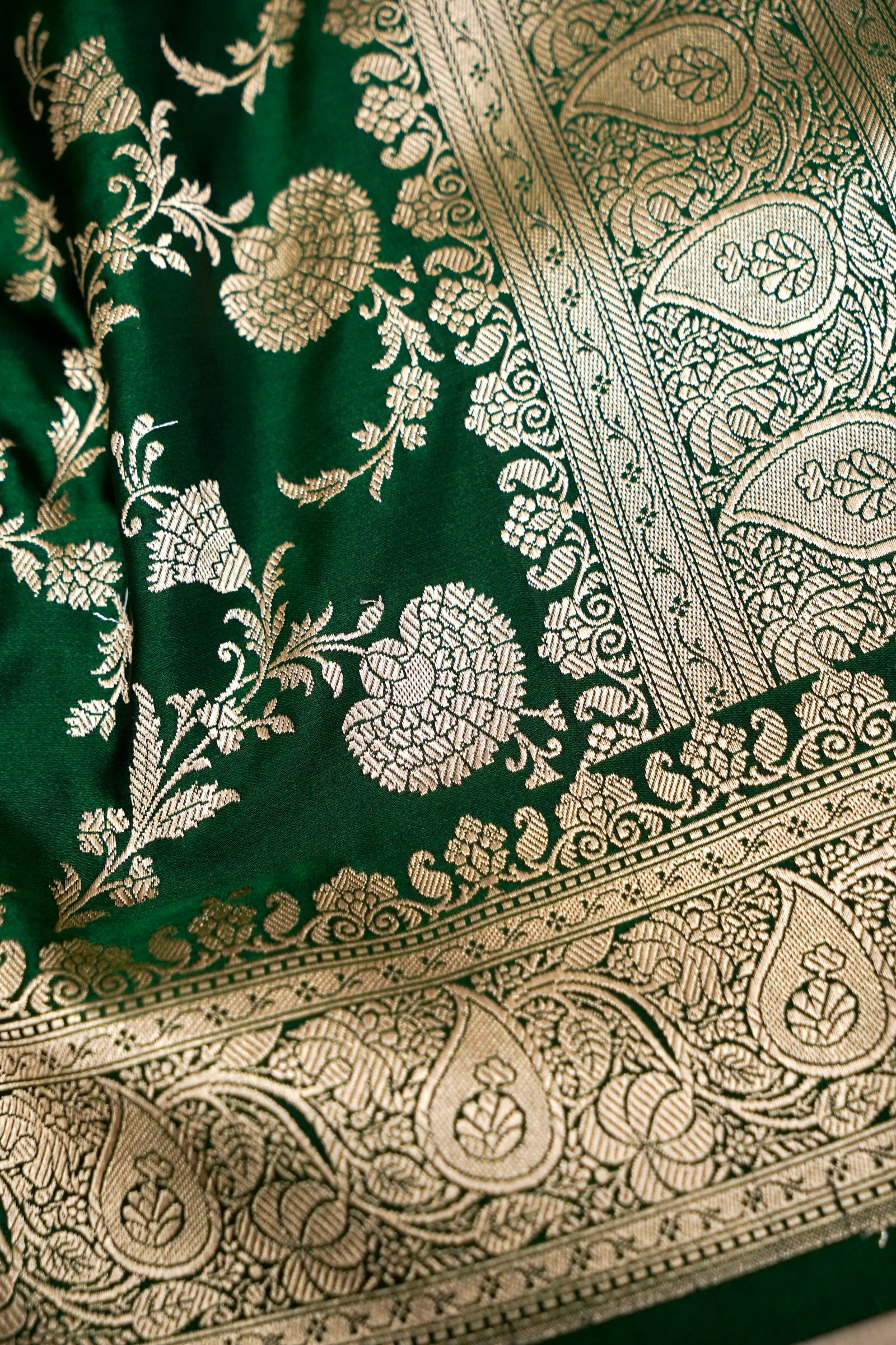 ROYAL FOREST GREEN BANARASI MASHRU KATAN SILK SAREE