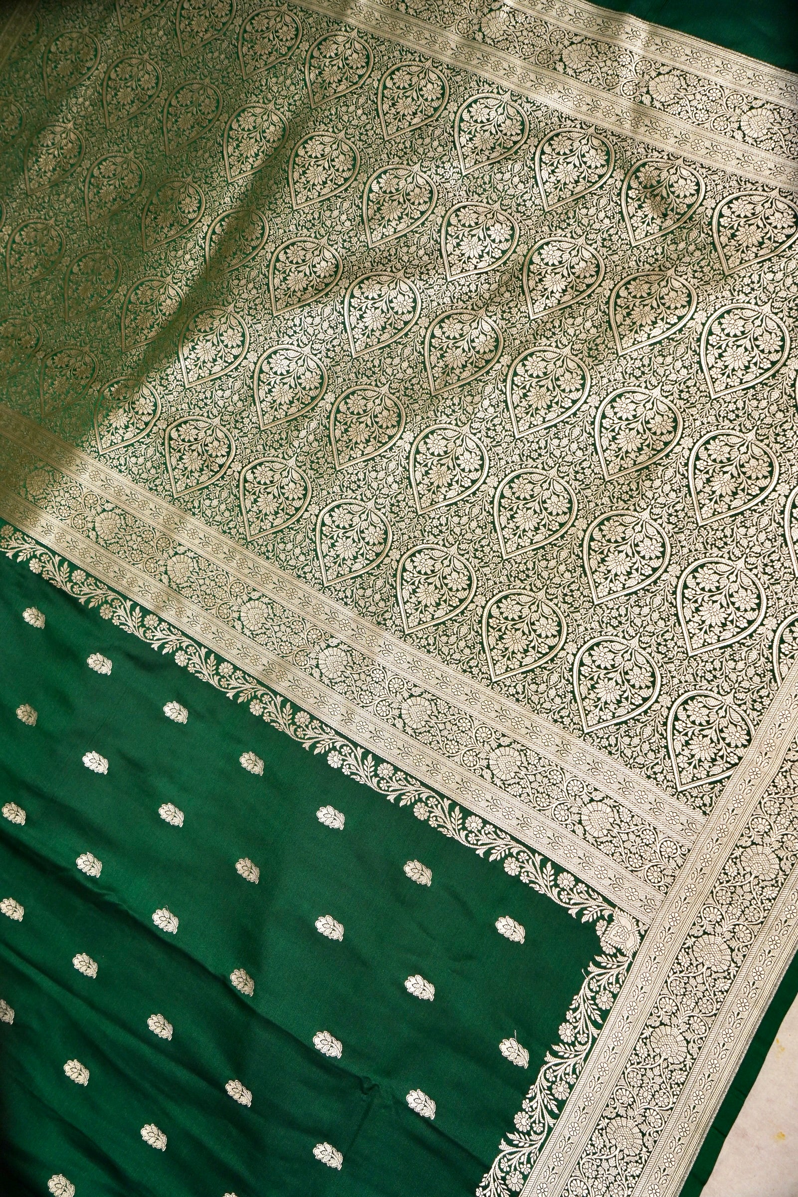 ROYAL EMERALD GREEN BANARASI MASHRU KATAN SILK SAREE