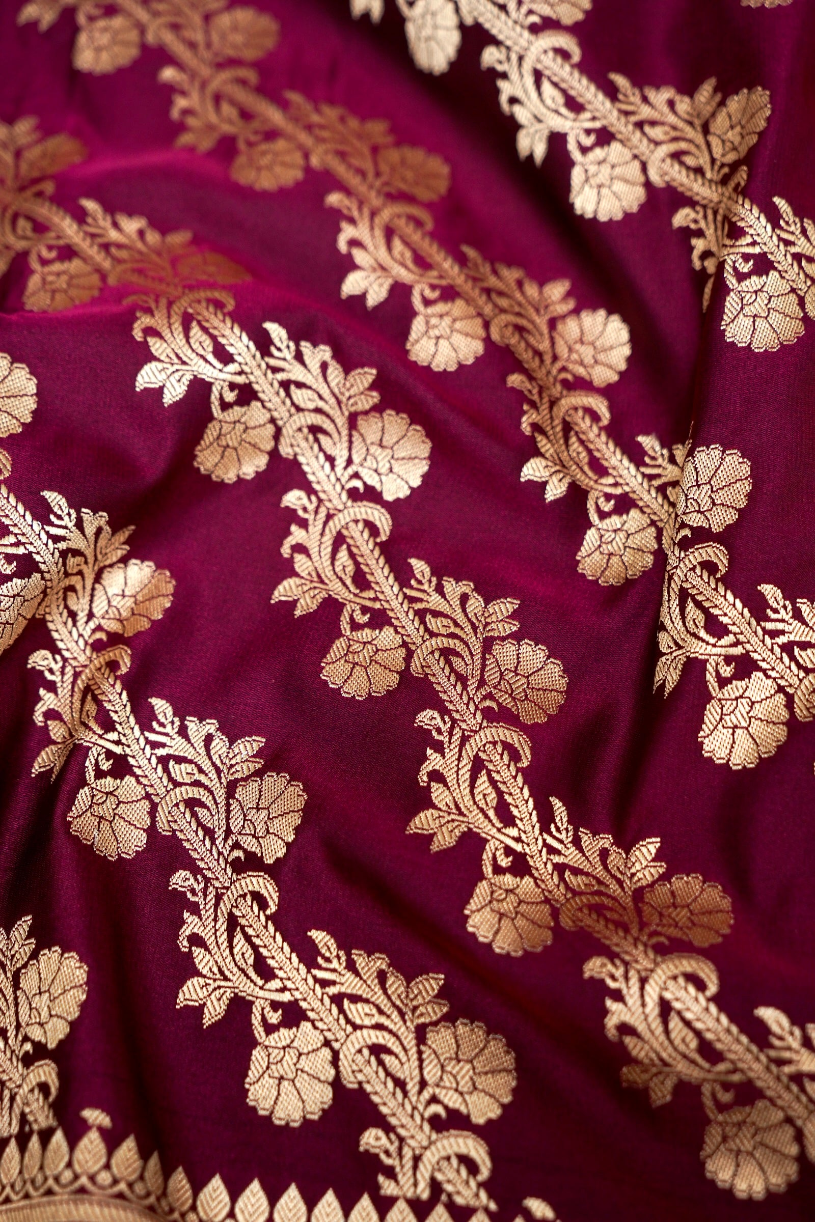 WINE MAROON BANARASI MASHRU KATAN SILK SAREE