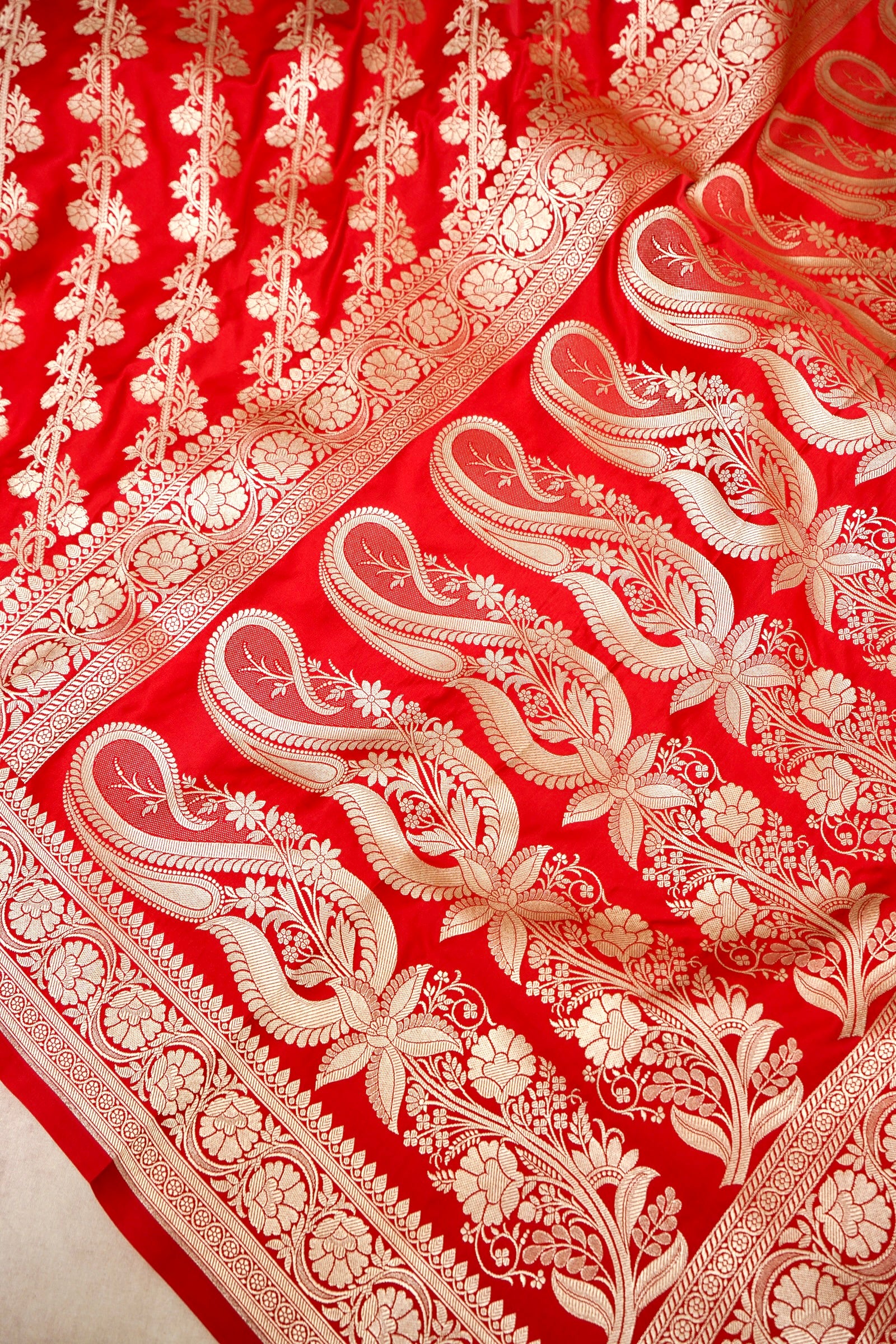 CLASSIC RED BANARASI MASHRU KATAN SILK SAREE