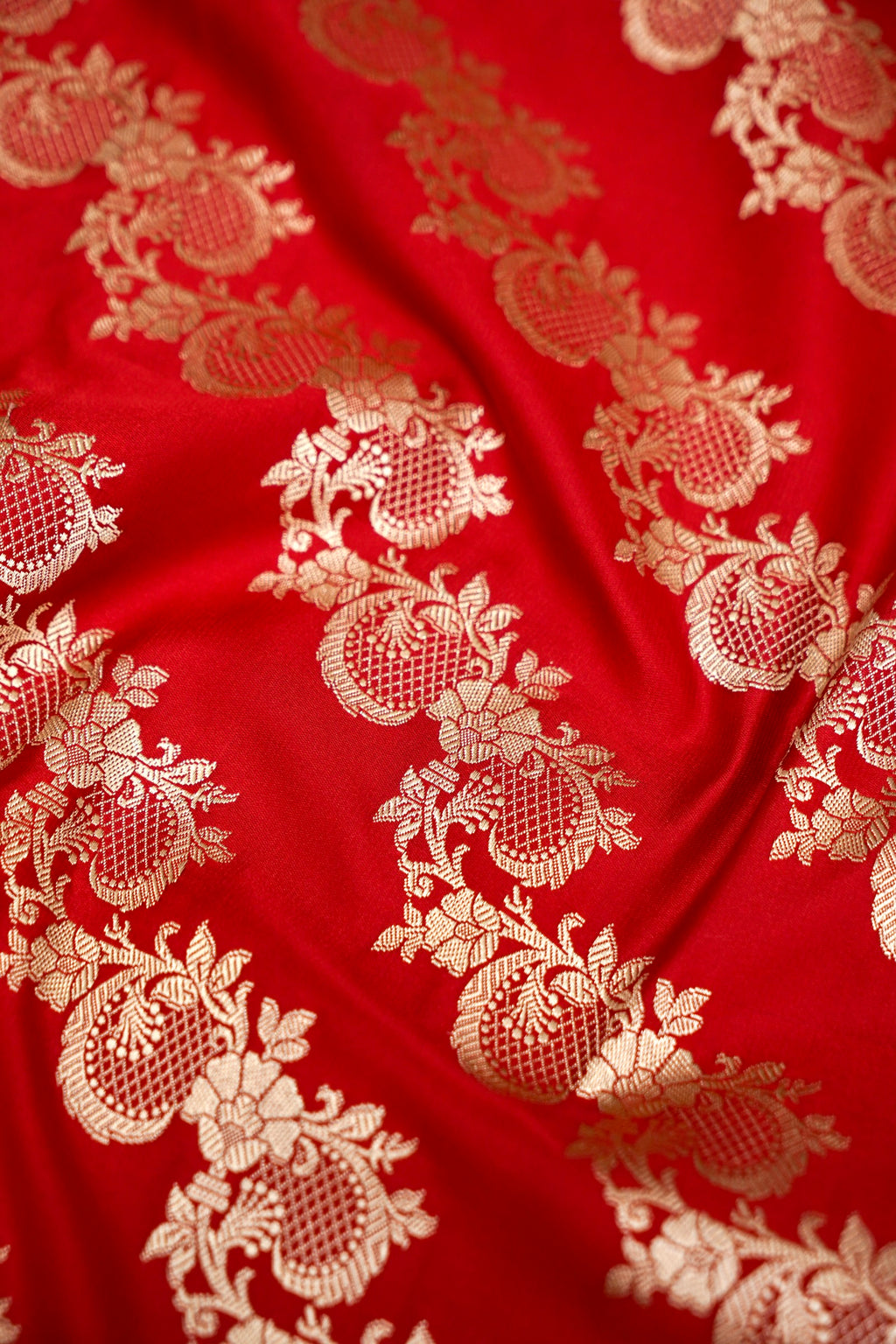 CRIMSON RED BANARASI MASHRU KATAN SILK SAREE