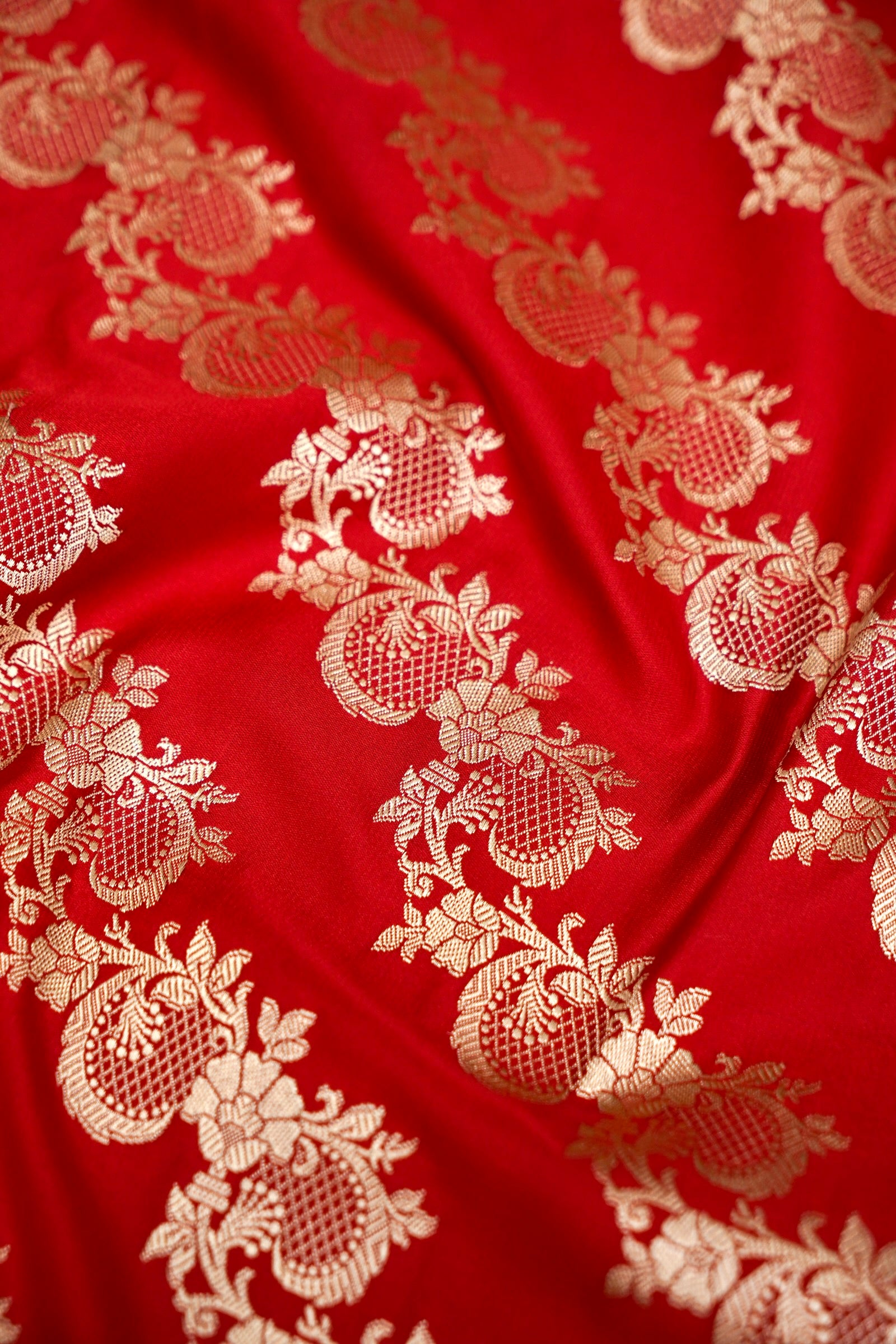 CRIMSON RED BANARASI MASHRU KATAN SILK SAREE
