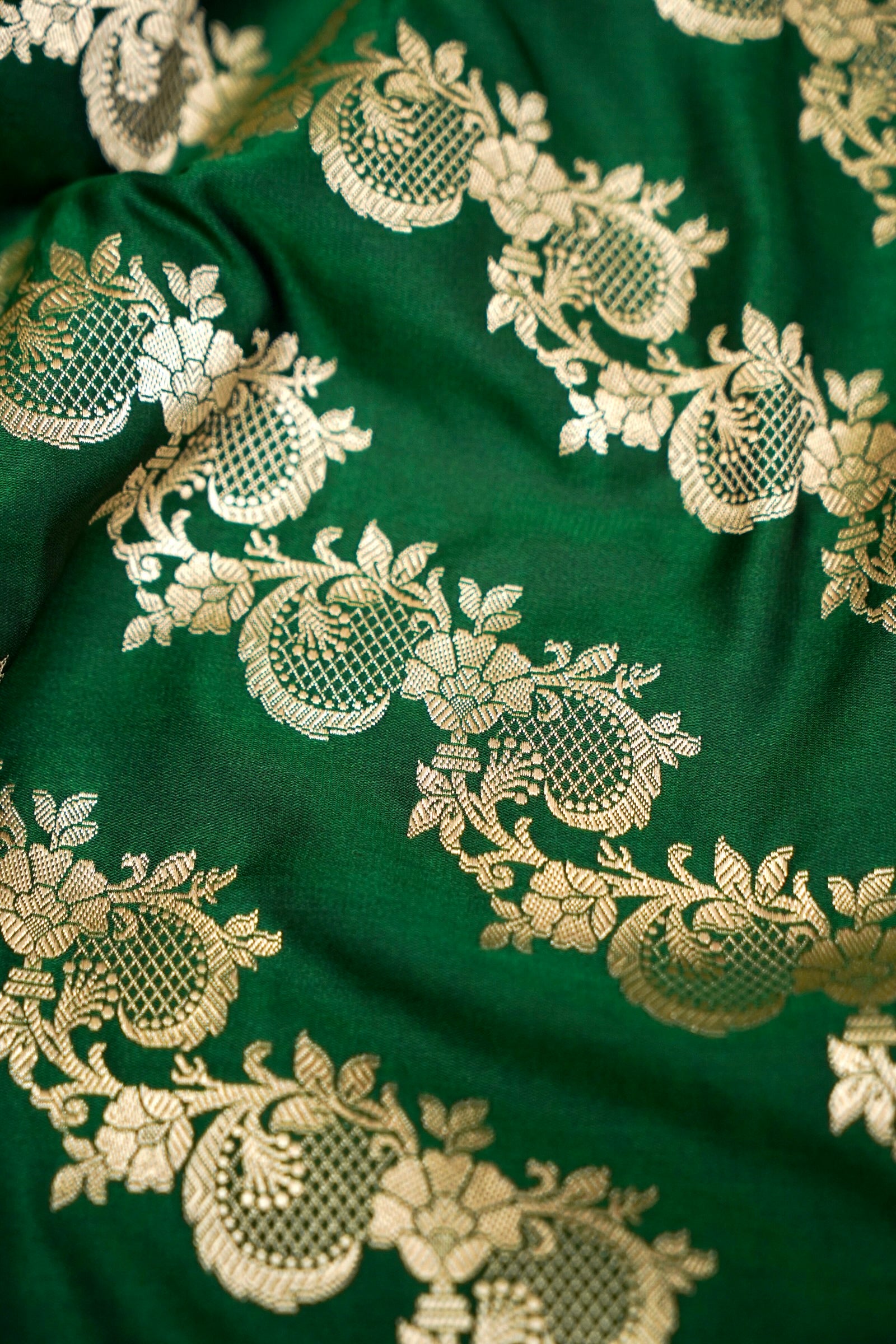 FOREST EMERALD GREEN BANARASI MASHRU KATAN SILK SAREE