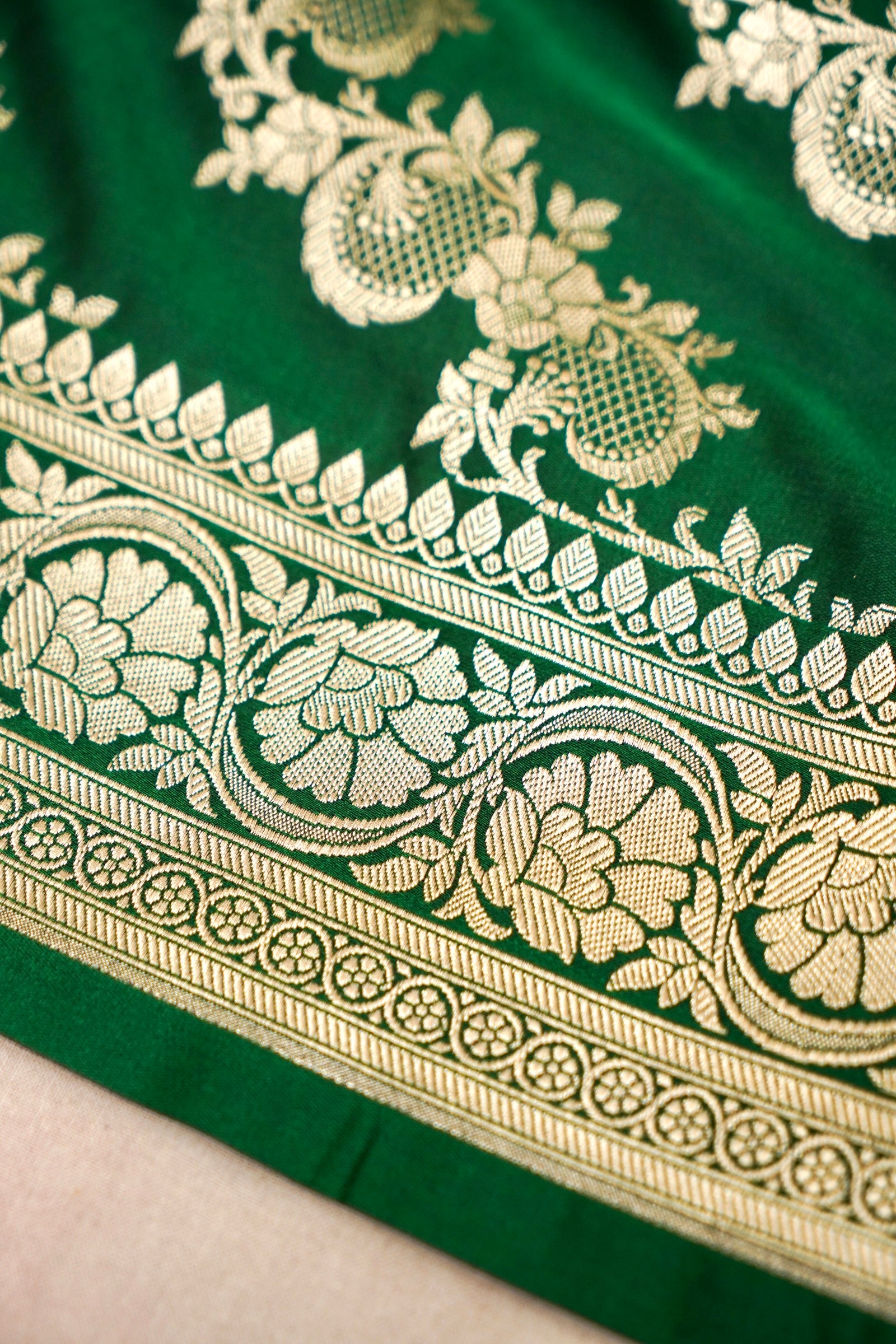 FOREST EMERALD GREEN BANARASI MASHRU KATAN SILK SAREE