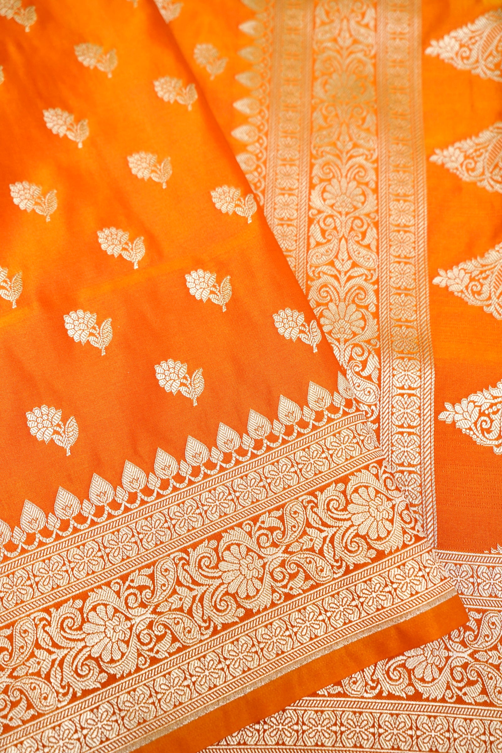 SUNSET KESARI BANARASI MASHRU KATAN SILK SAREE