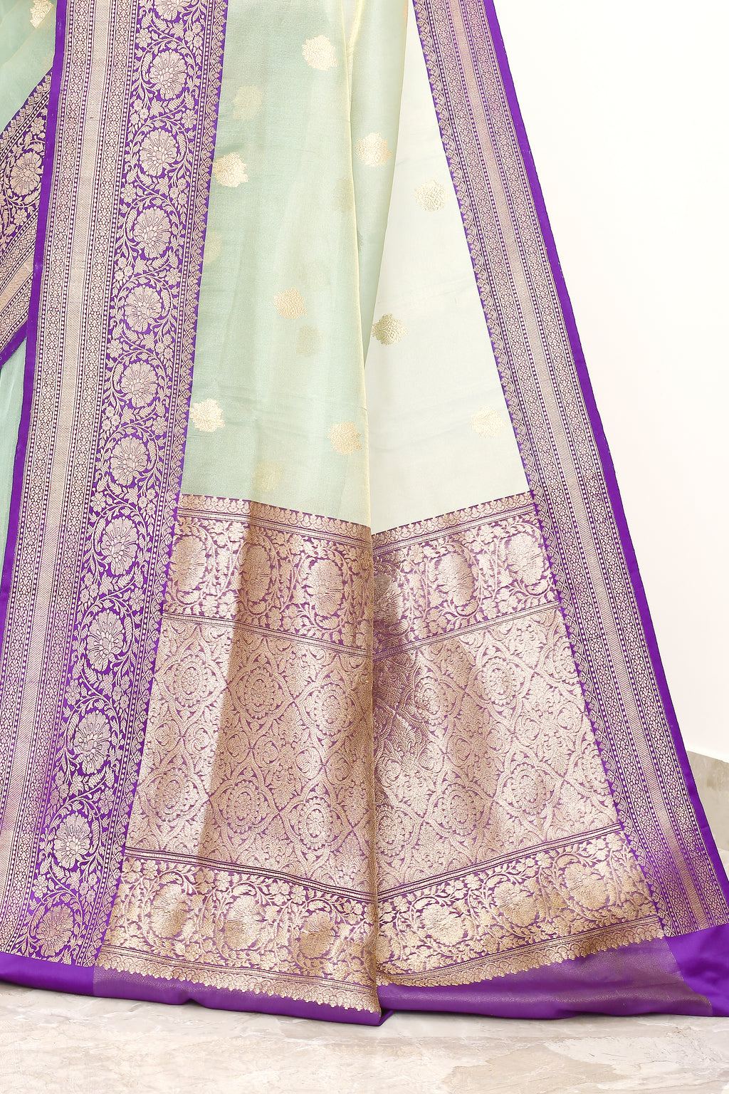 Pure Tissue Silk Handwoven Banaras Saree