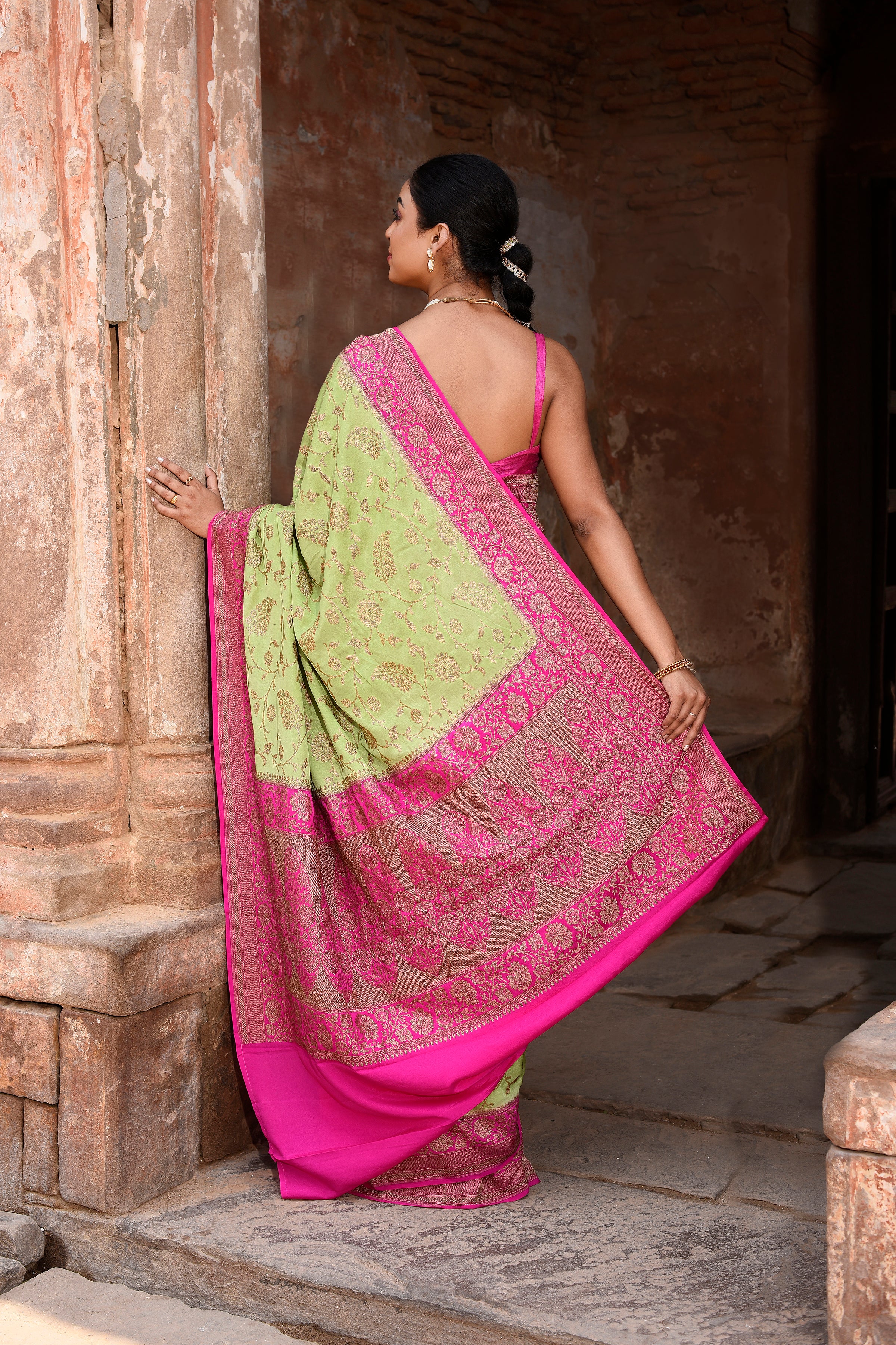 Pista Green Banarasi Crape Chiffon Silk Saree