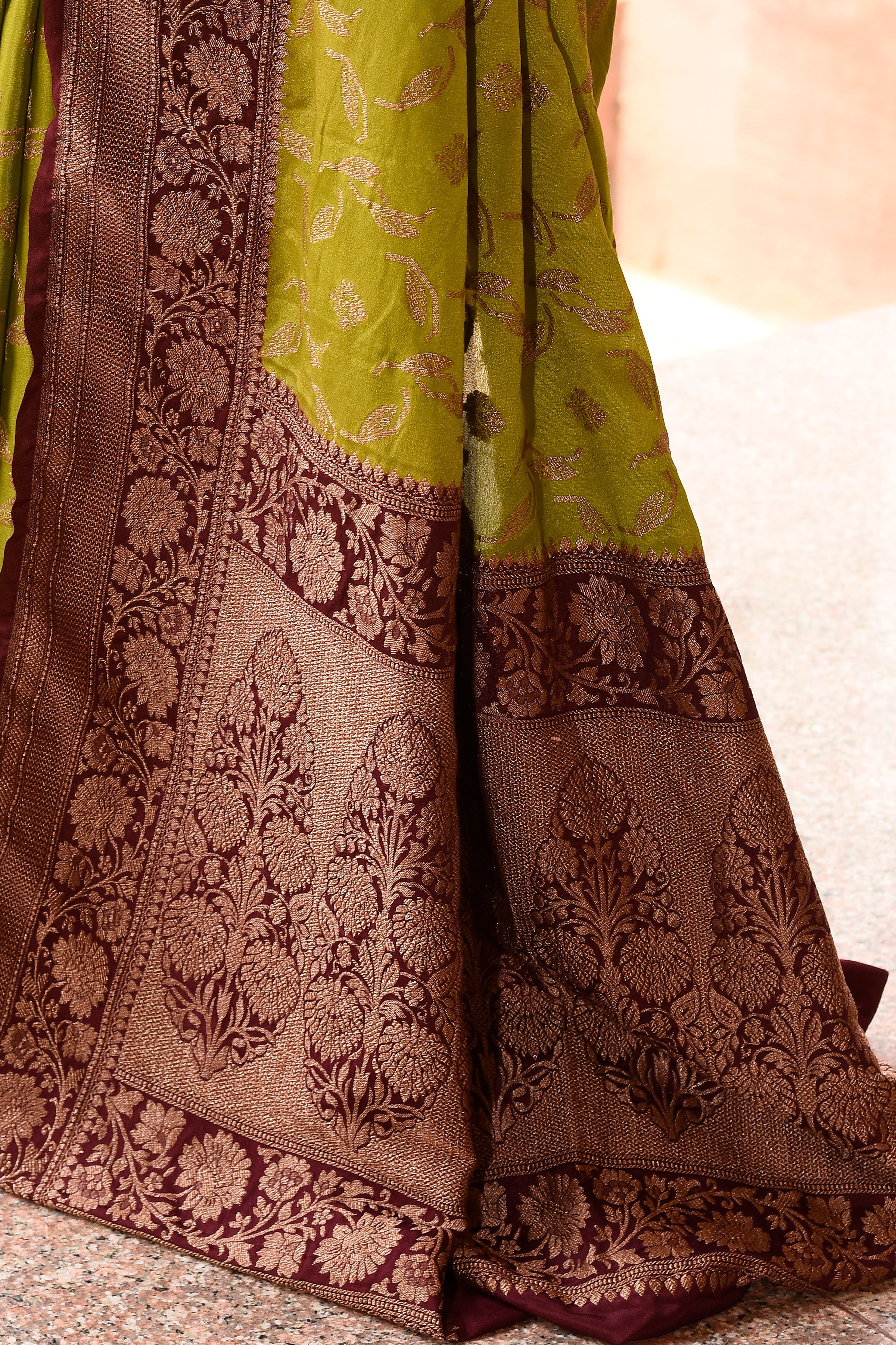 Olive Green Handwoven Banarasi Crepe Chiffon Silk Saree