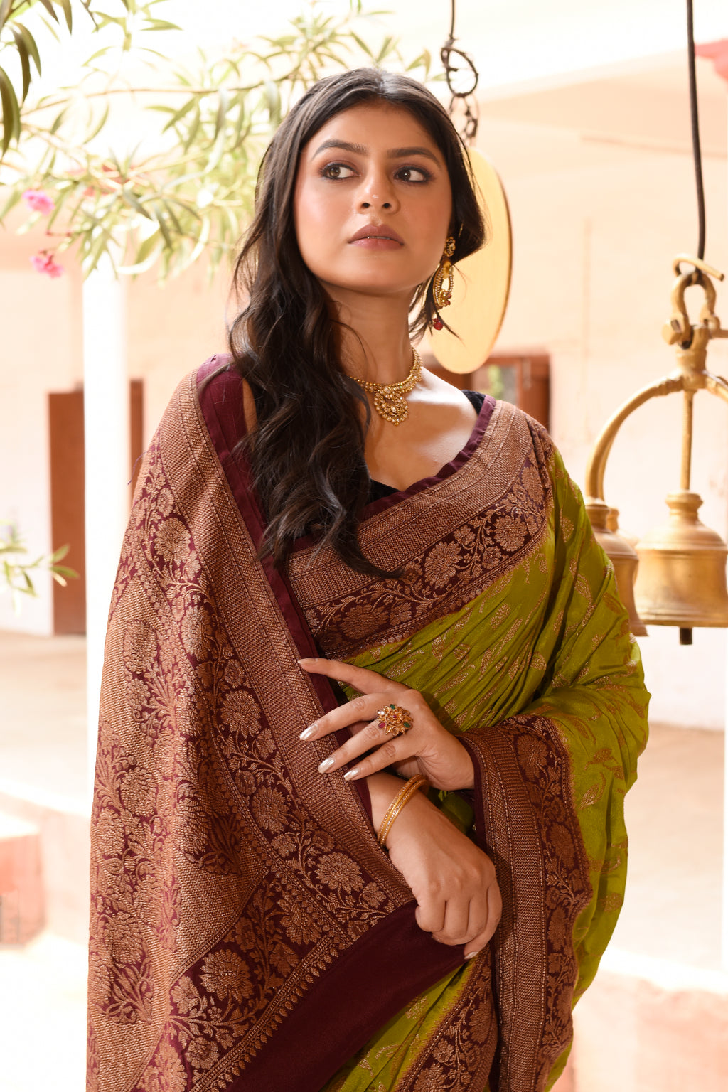 Olive Green Handwoven Banarasi Crepe Chiffon Silk Saree