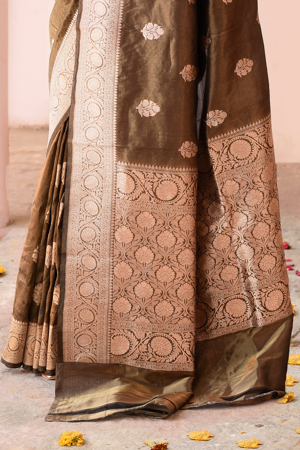 Handwoven Olive Green Pure Banarasi Katan Silk Saree