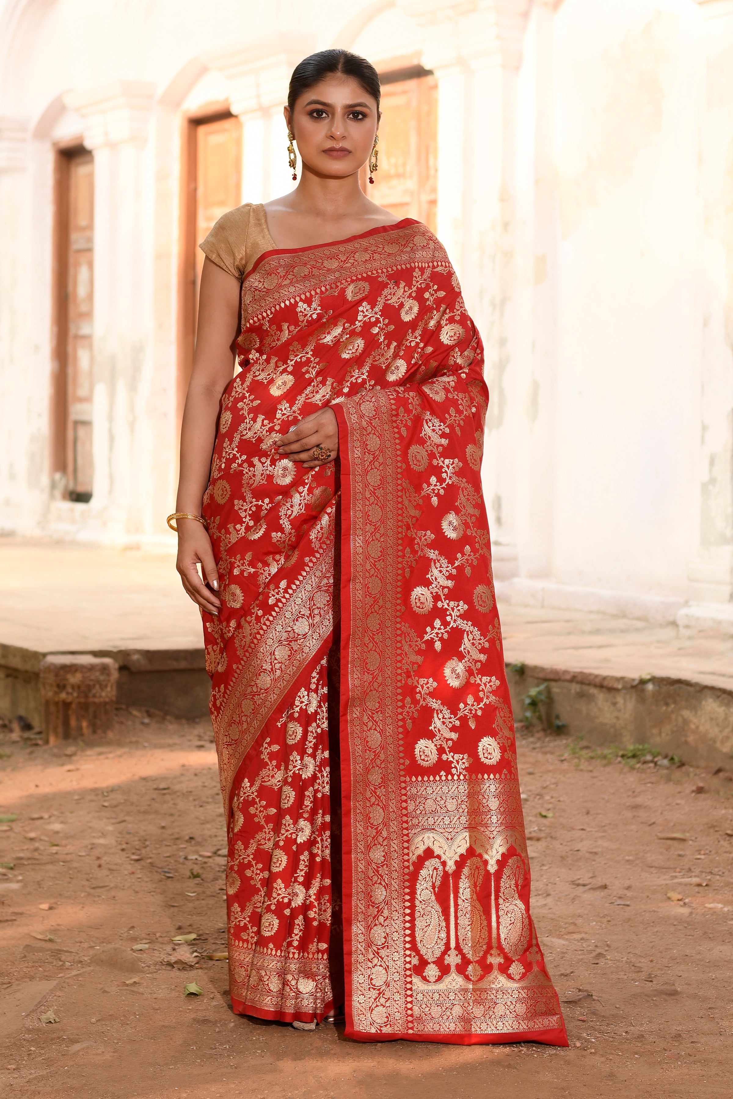 Red Handwoven Banarasi Soft Silk Saree