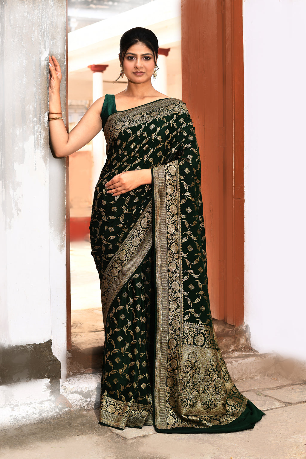 Elegant Dark Green Banarasi Crape Chiffon Silk Saree