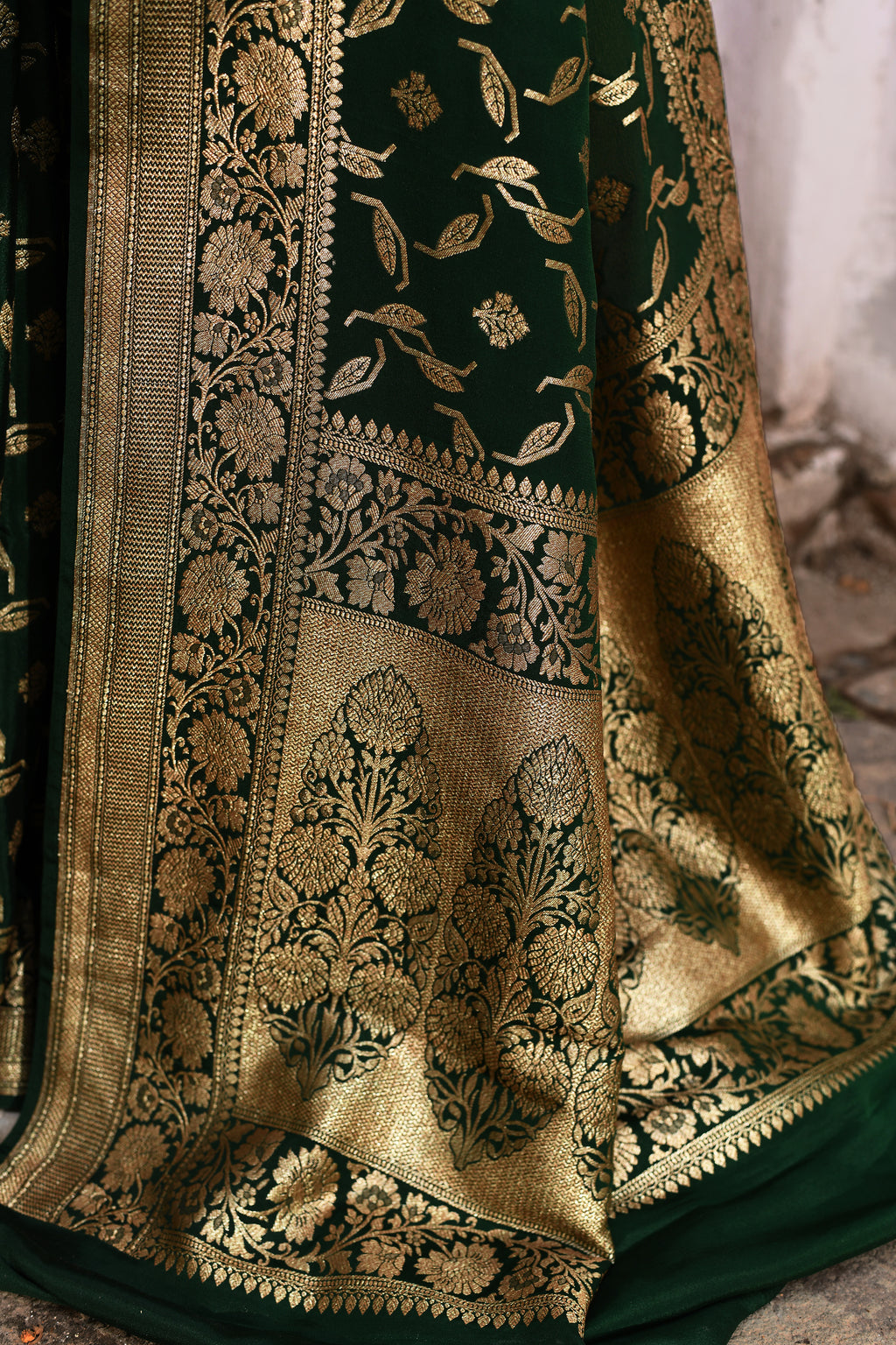 Elegant Dark Green Banarasi Crape Chiffon Silk Saree
