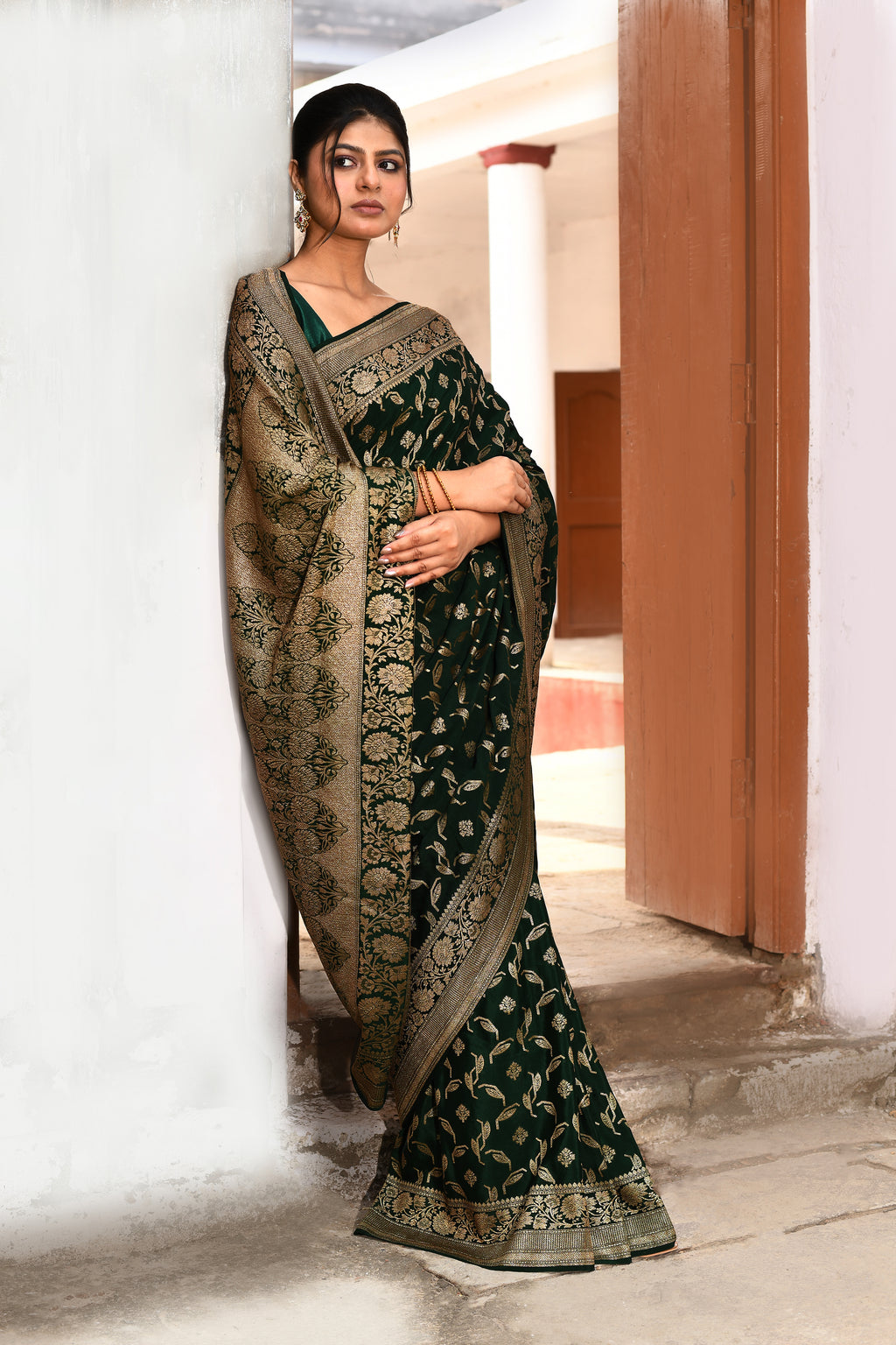 Elegant Dark Green Banarasi Crape Chiffon Silk Saree