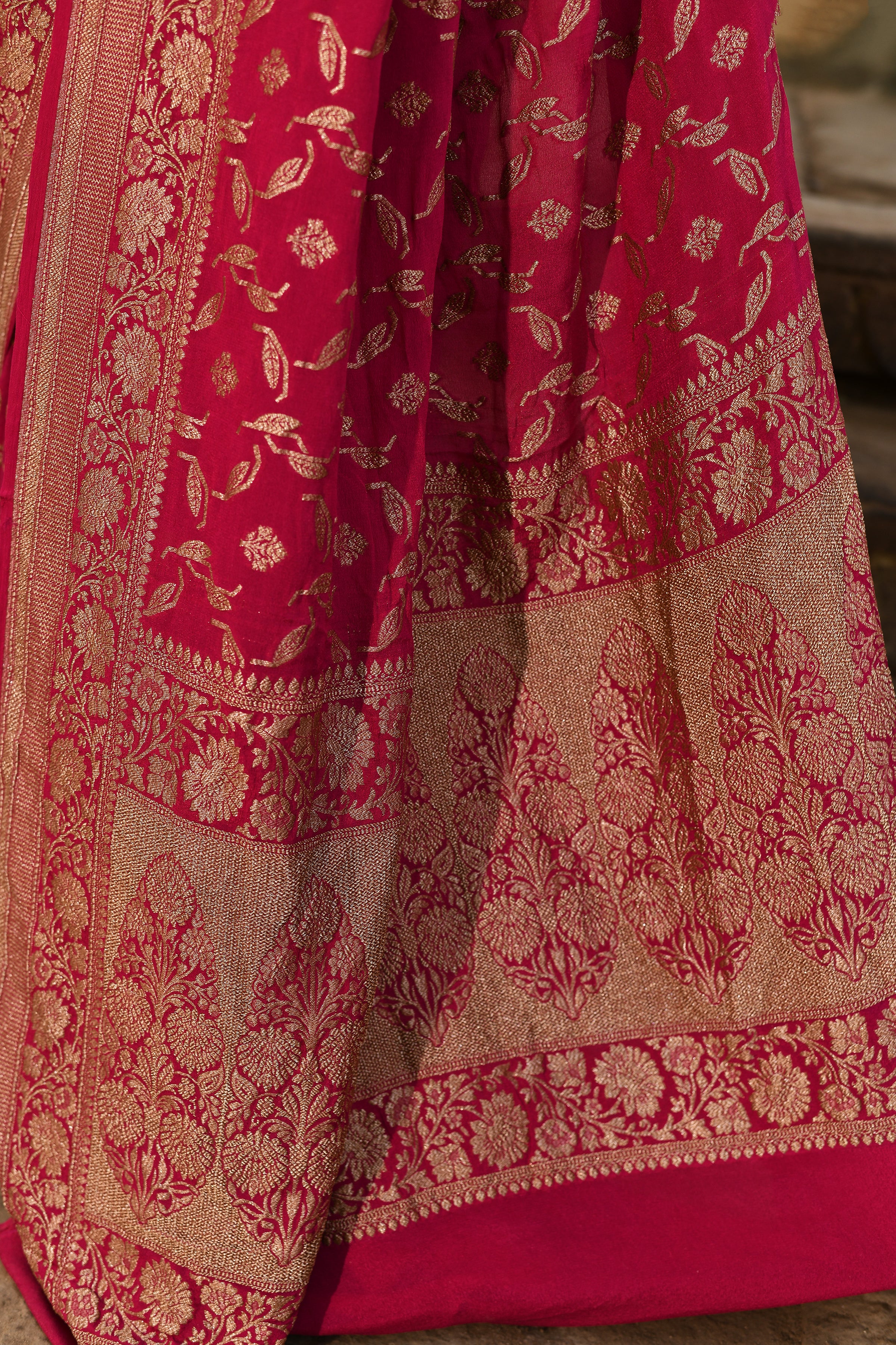 Hot Pink Handwoven Banarasi Crape Chiffon Silk Saree