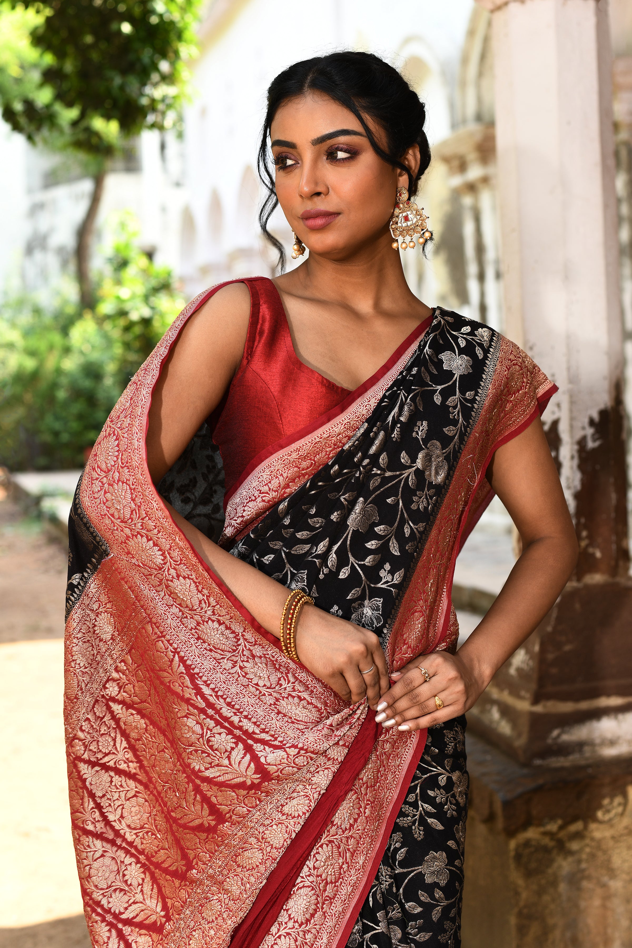 Black Banarasi Crape Chiffon Silk Saree