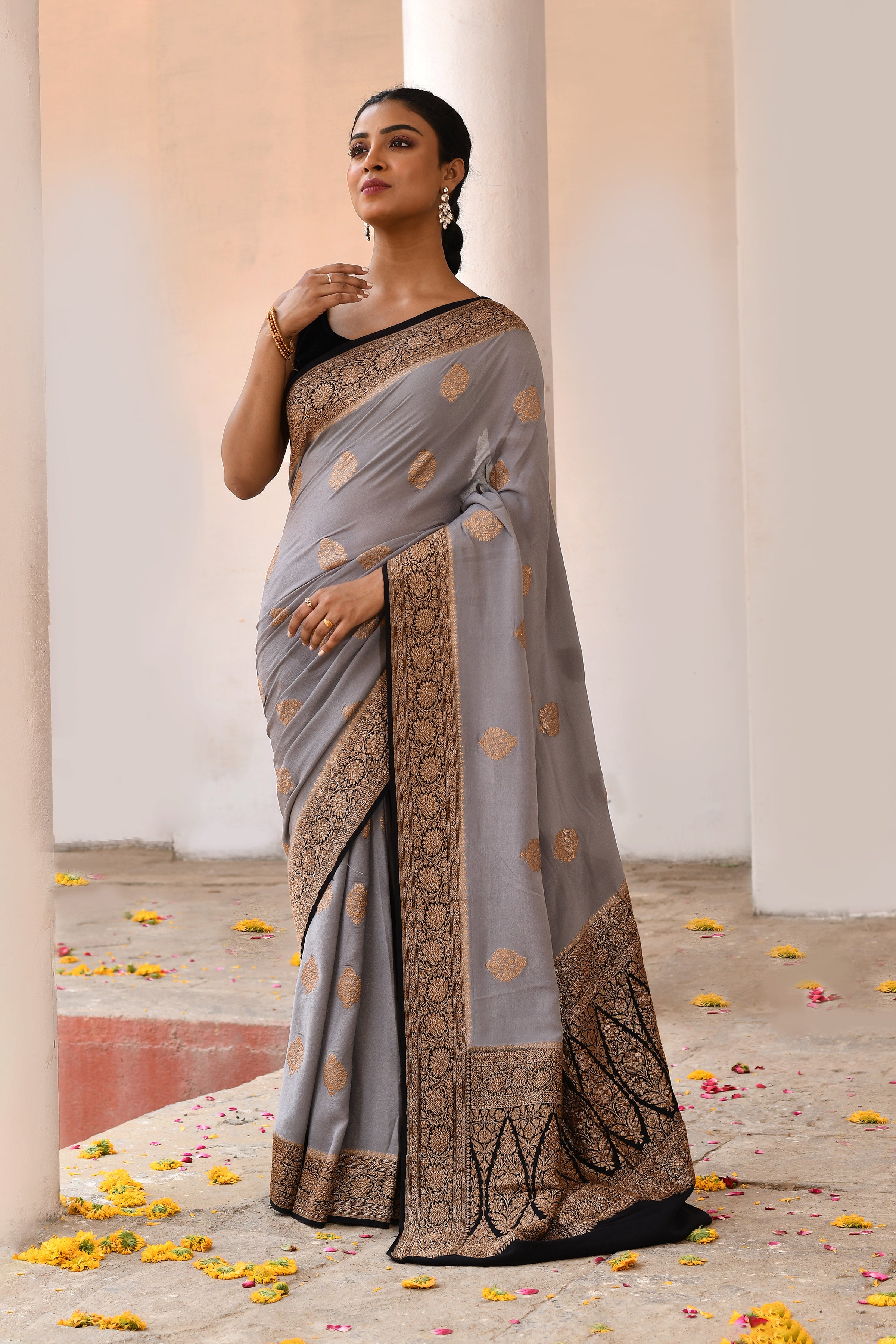 Elegant Grey Banarasi Crape Chiffon Silk Saree