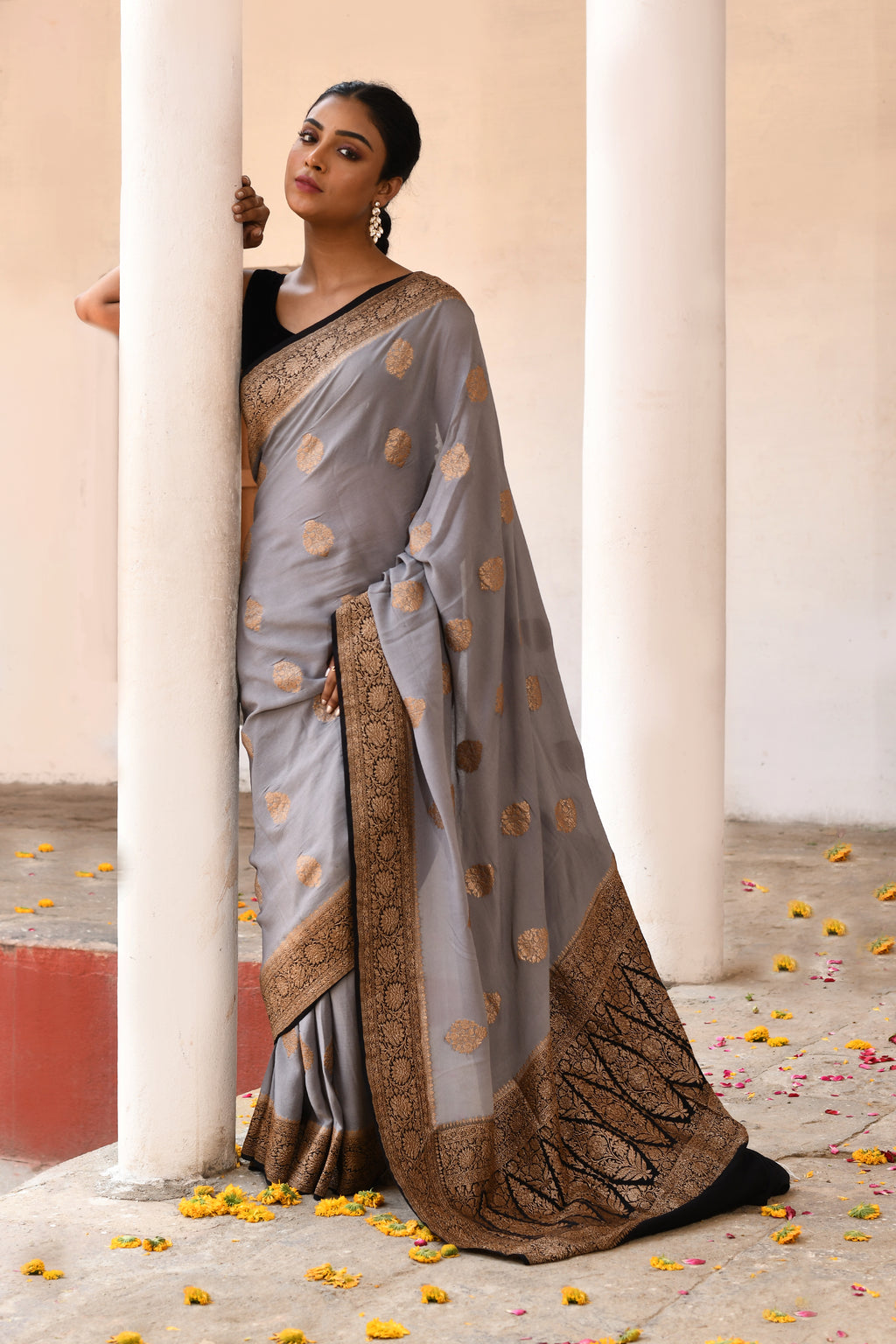 Elegant Grey Banarasi Crape Chiffon Silk Saree