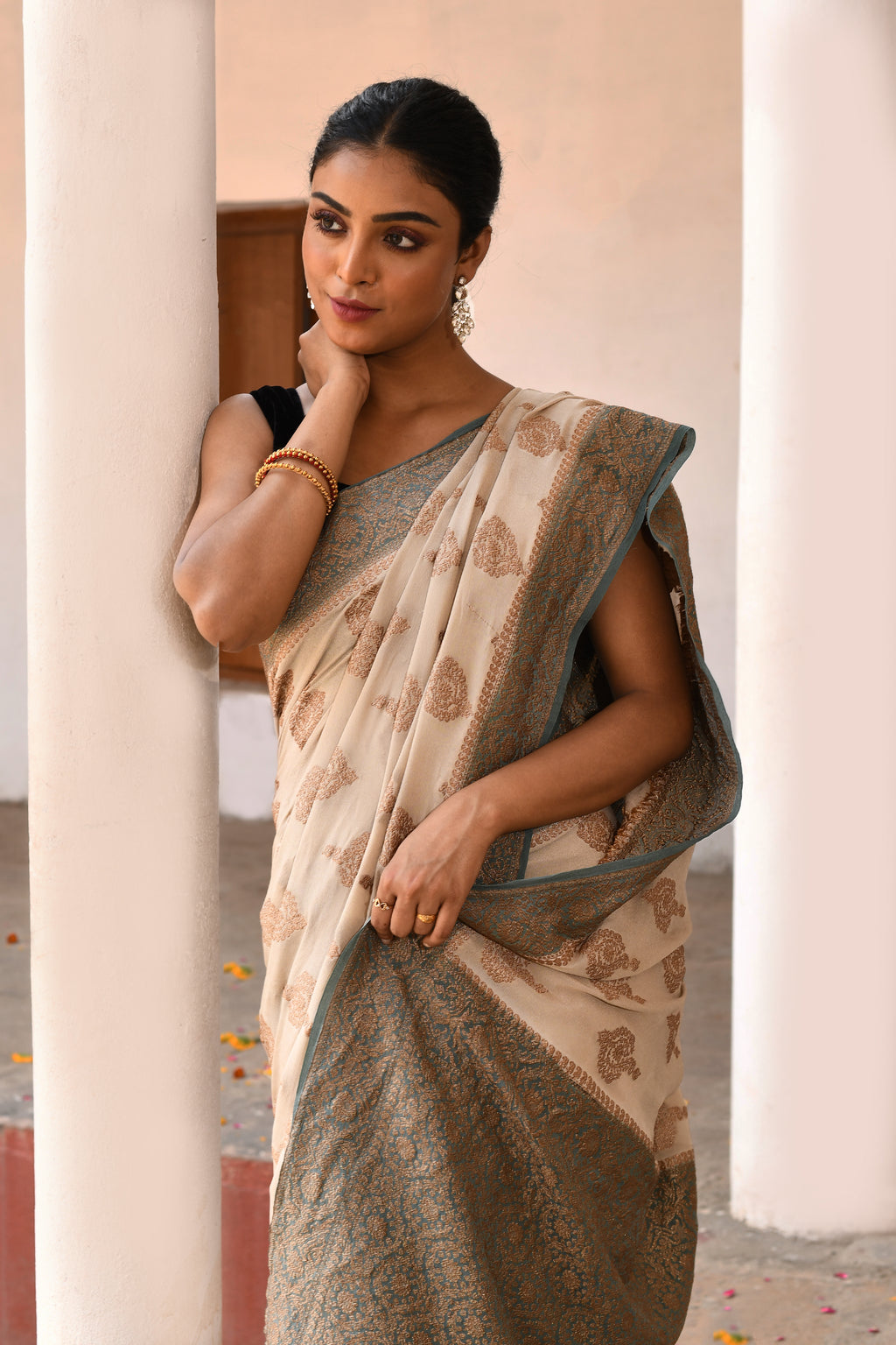 Ivory Banarasi Crape Chiffon Silk Saree
