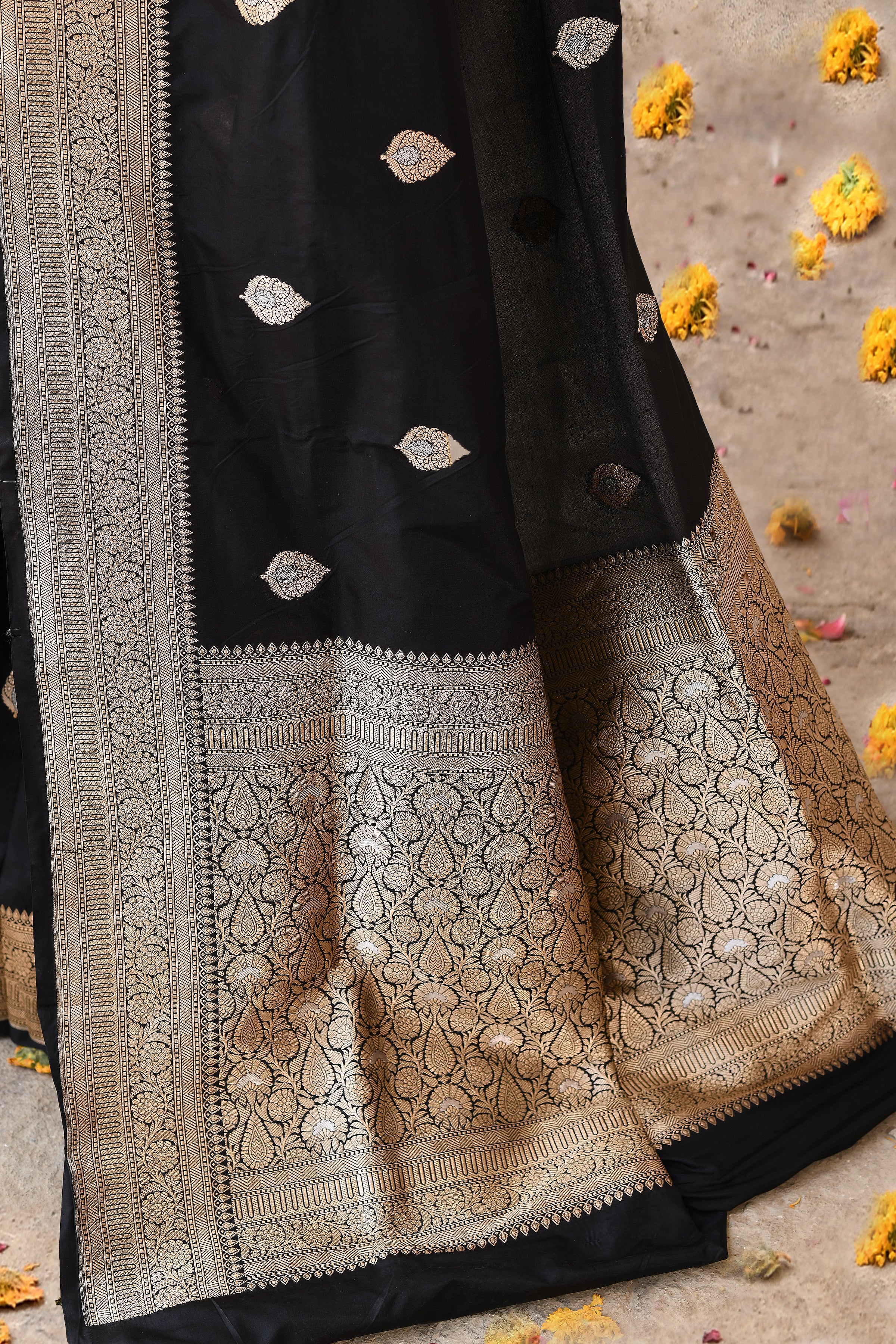 Classic Black Handwoven Banarasi Katan Silk Saree