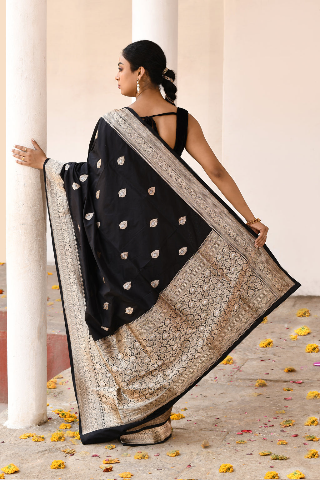 Classic Black Handwoven Banarasi Katan Silk Saree