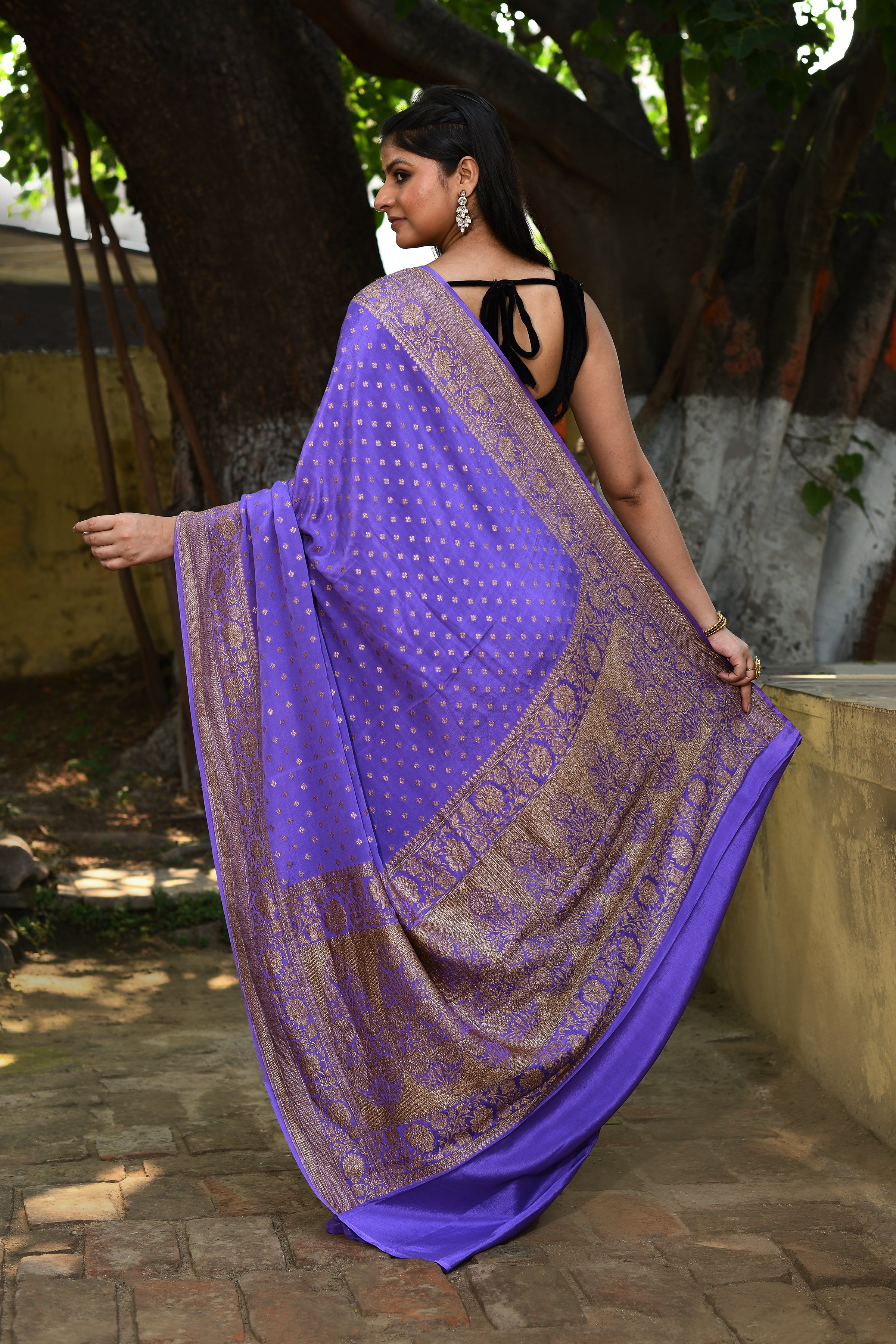 Banarasi Crape Chiffon Silk Saree in Lavender