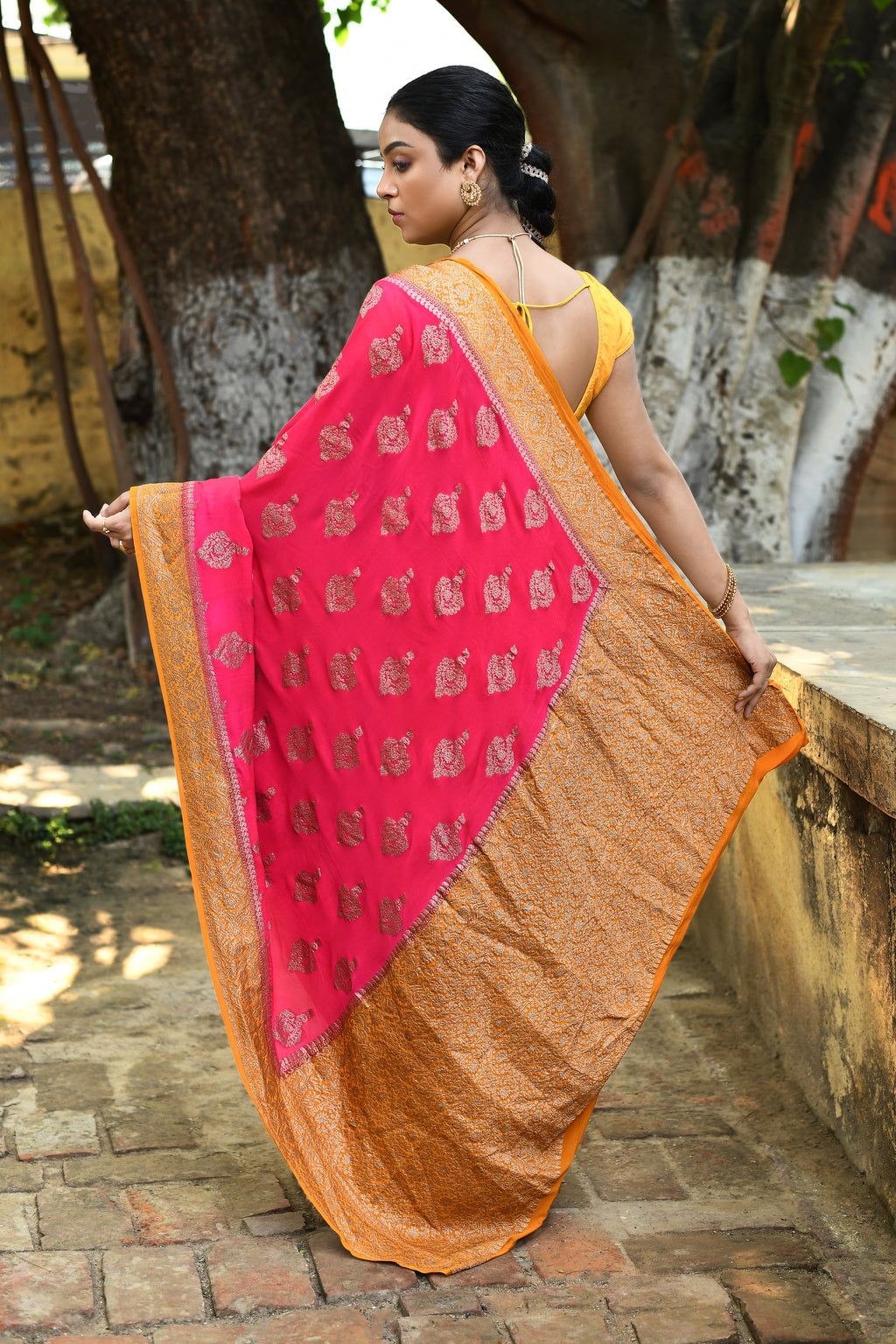 Bright Pink Banarasi Crape Chiffon Silk Saree