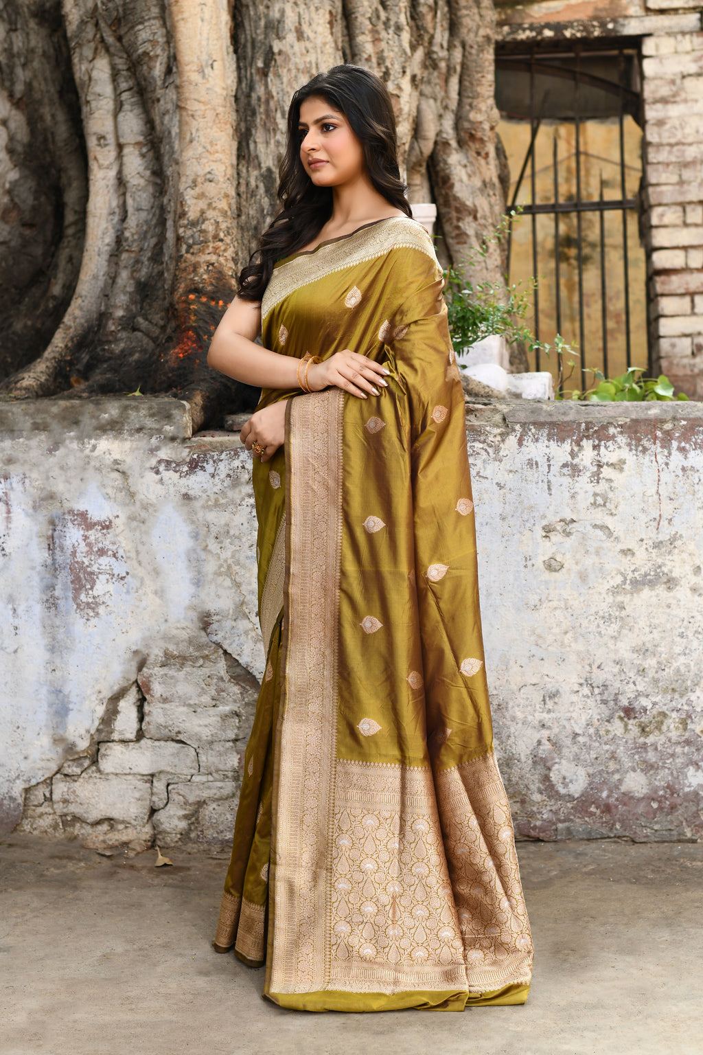 Handwoven Olive Green Banarasi Katan Silk Saree