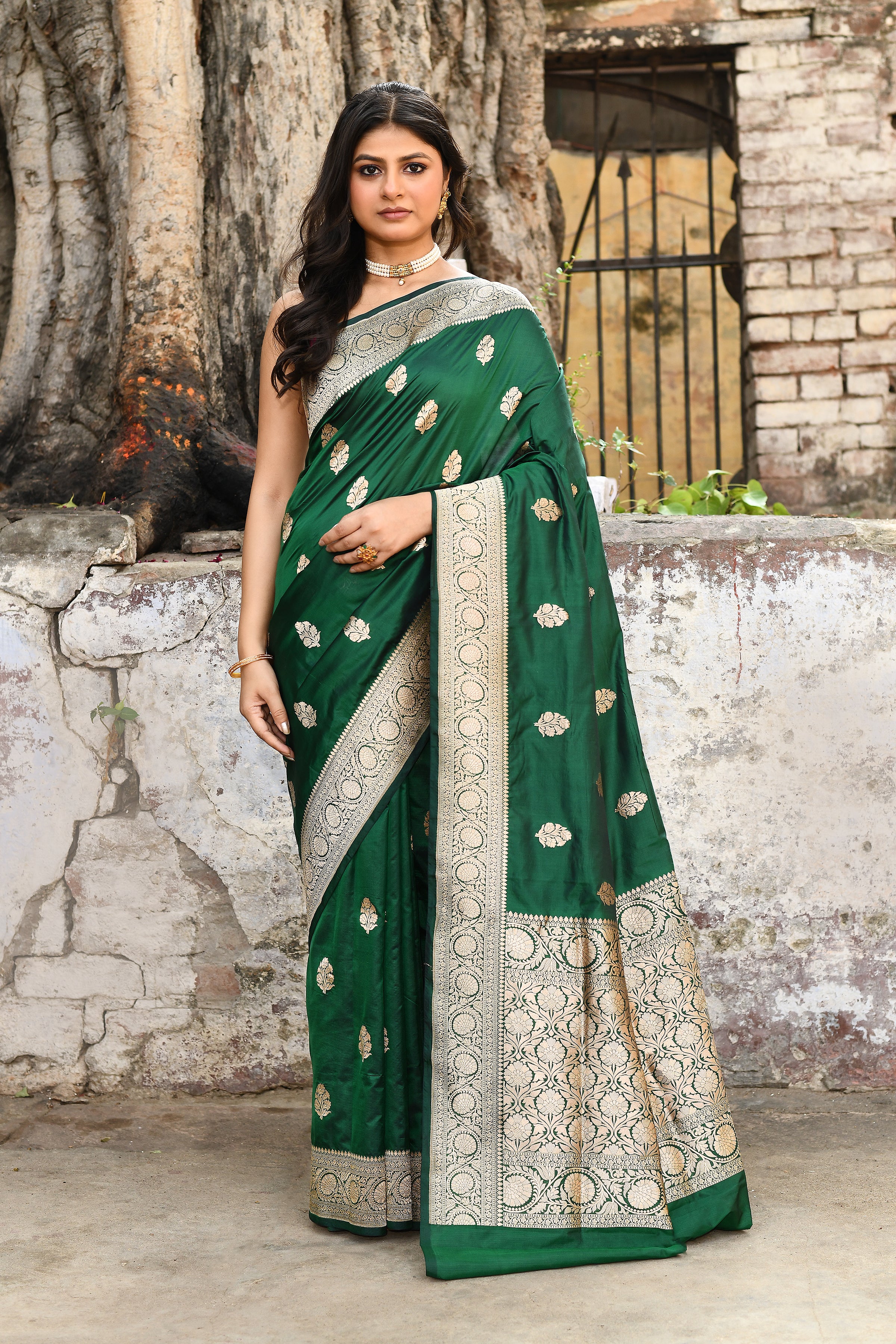Handwoven Emerald Green Banarasi Katan Silk Saree