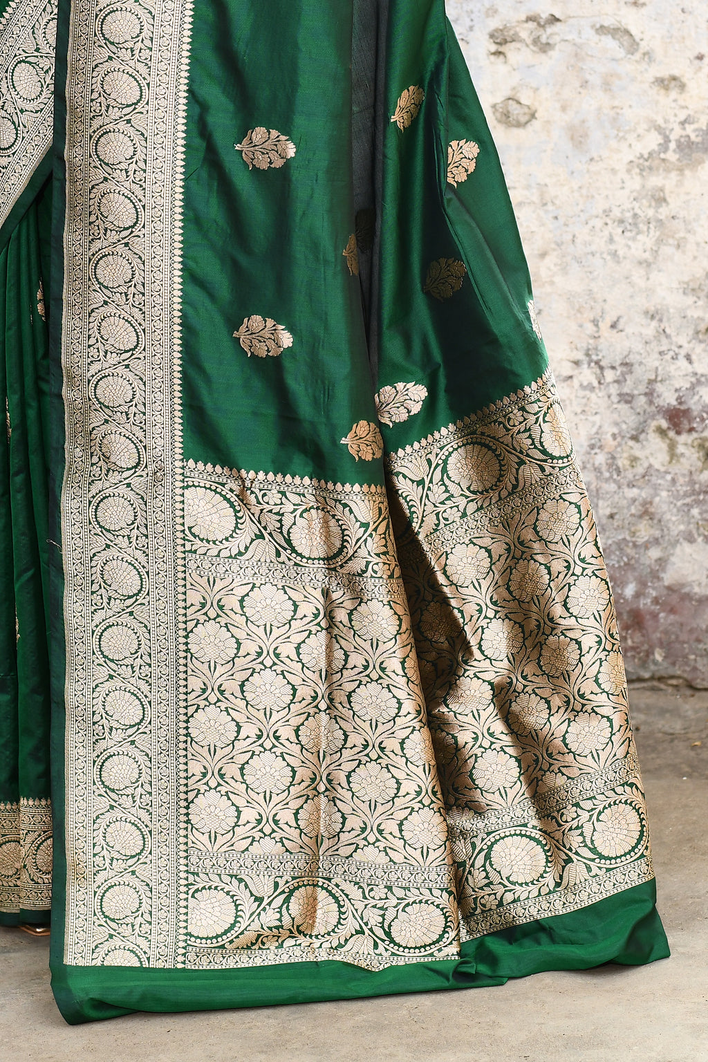 Handwoven Emerald Green Banarasi Katan Silk Saree