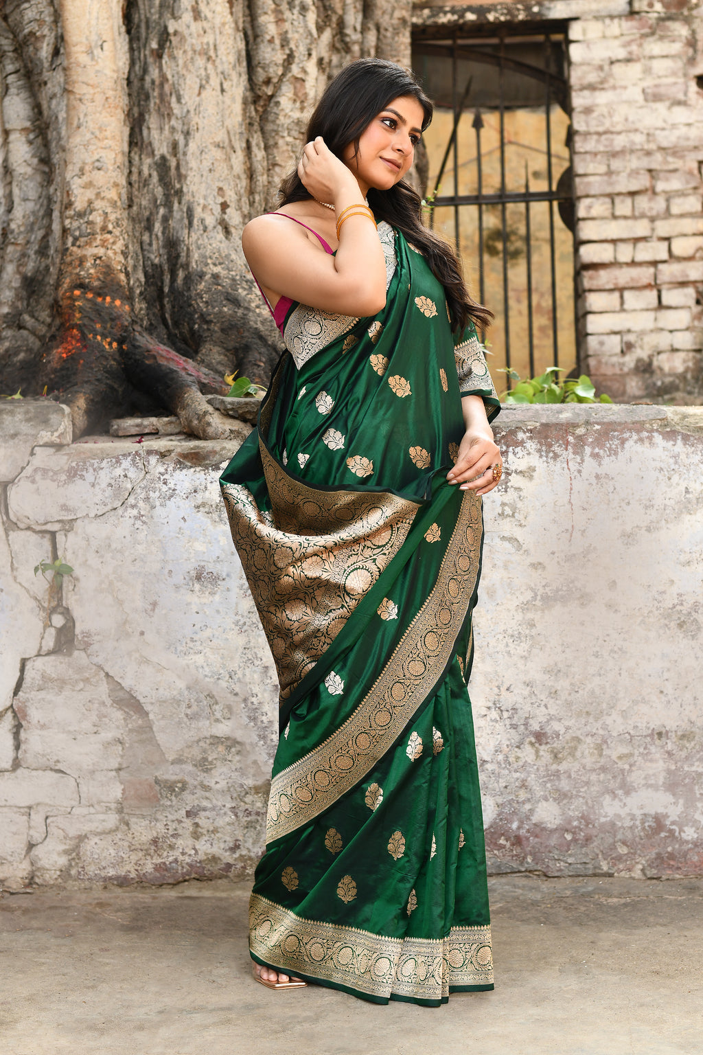 Handwoven Emerald Green Banarasi Katan Silk Saree