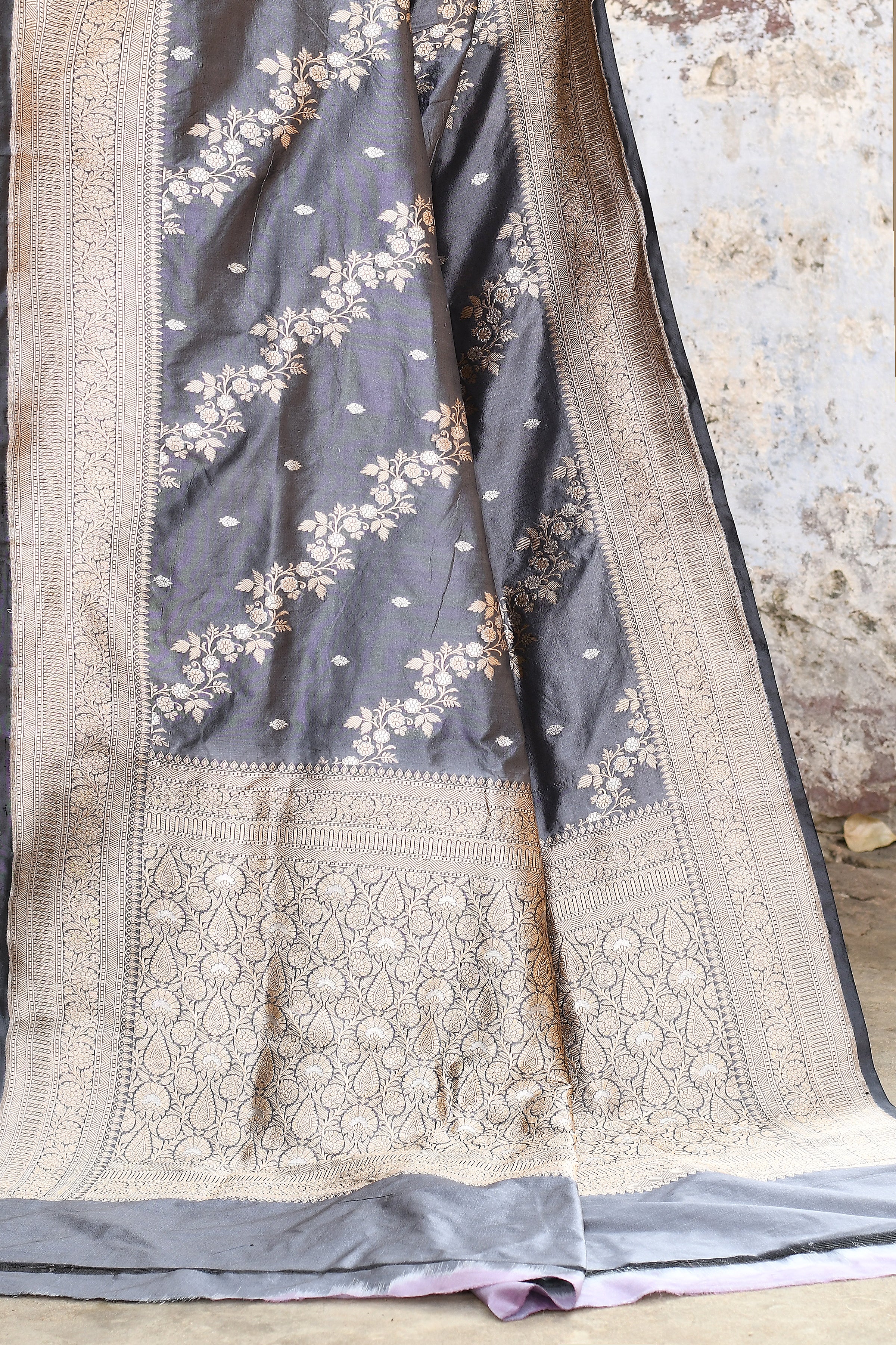 Handwoven Silver Grey Banarasi Soft Silk Saree