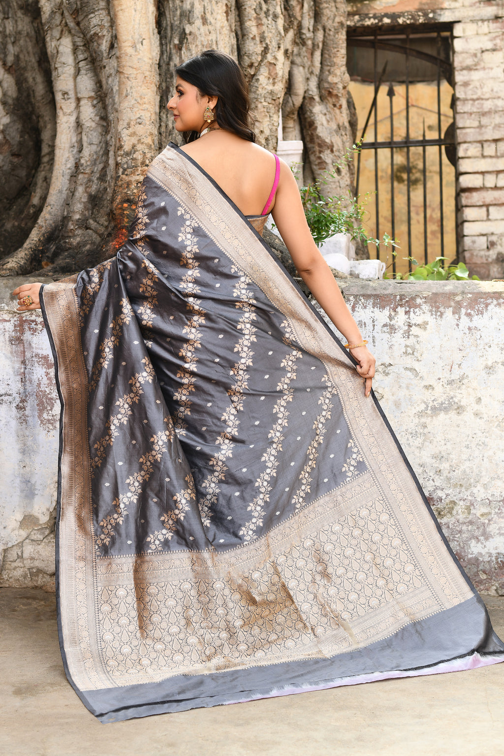 Handwoven Silver Grey Banarasi Soft Silk Saree