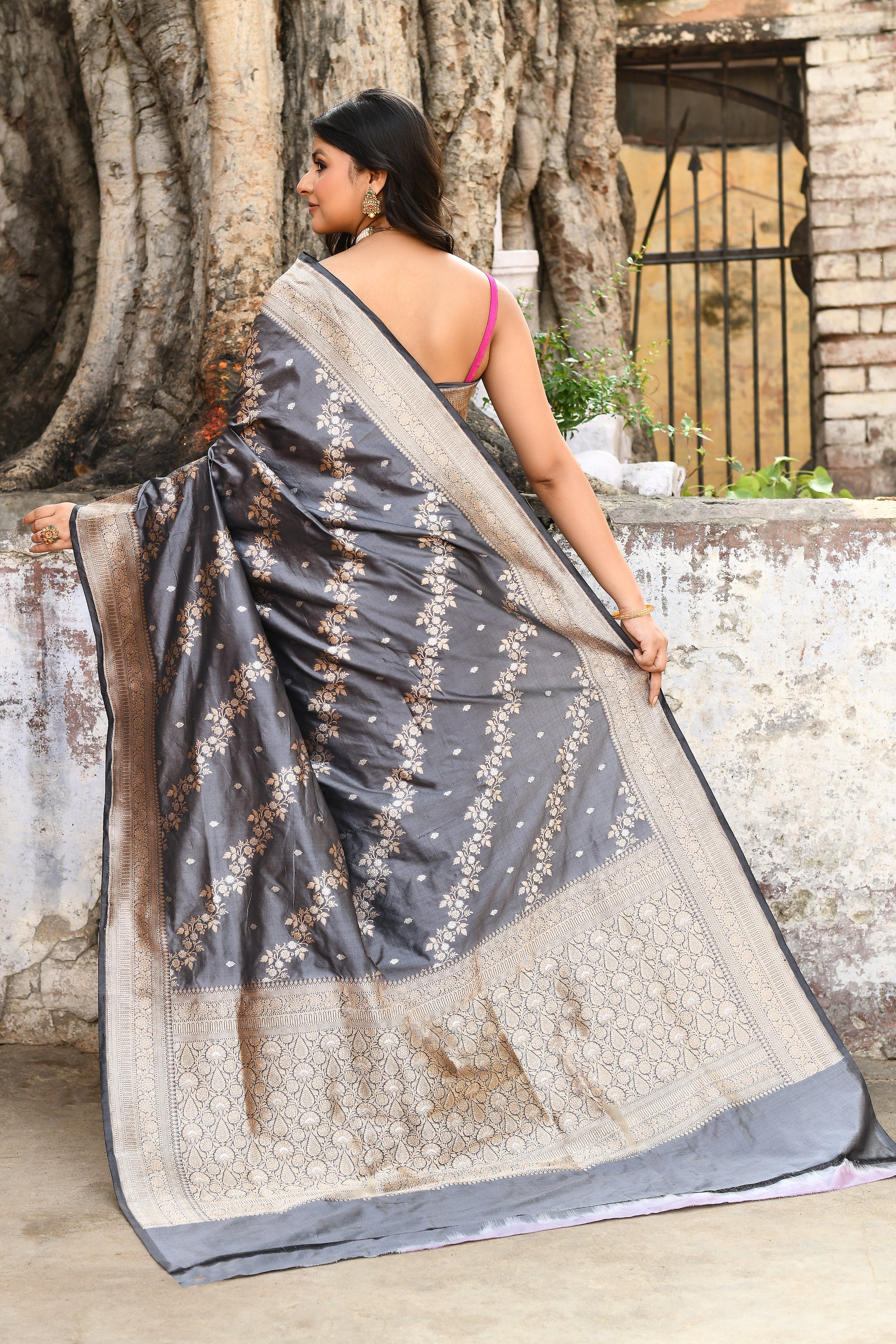 Handwoven Silver Grey Banarasi Soft Silk Saree