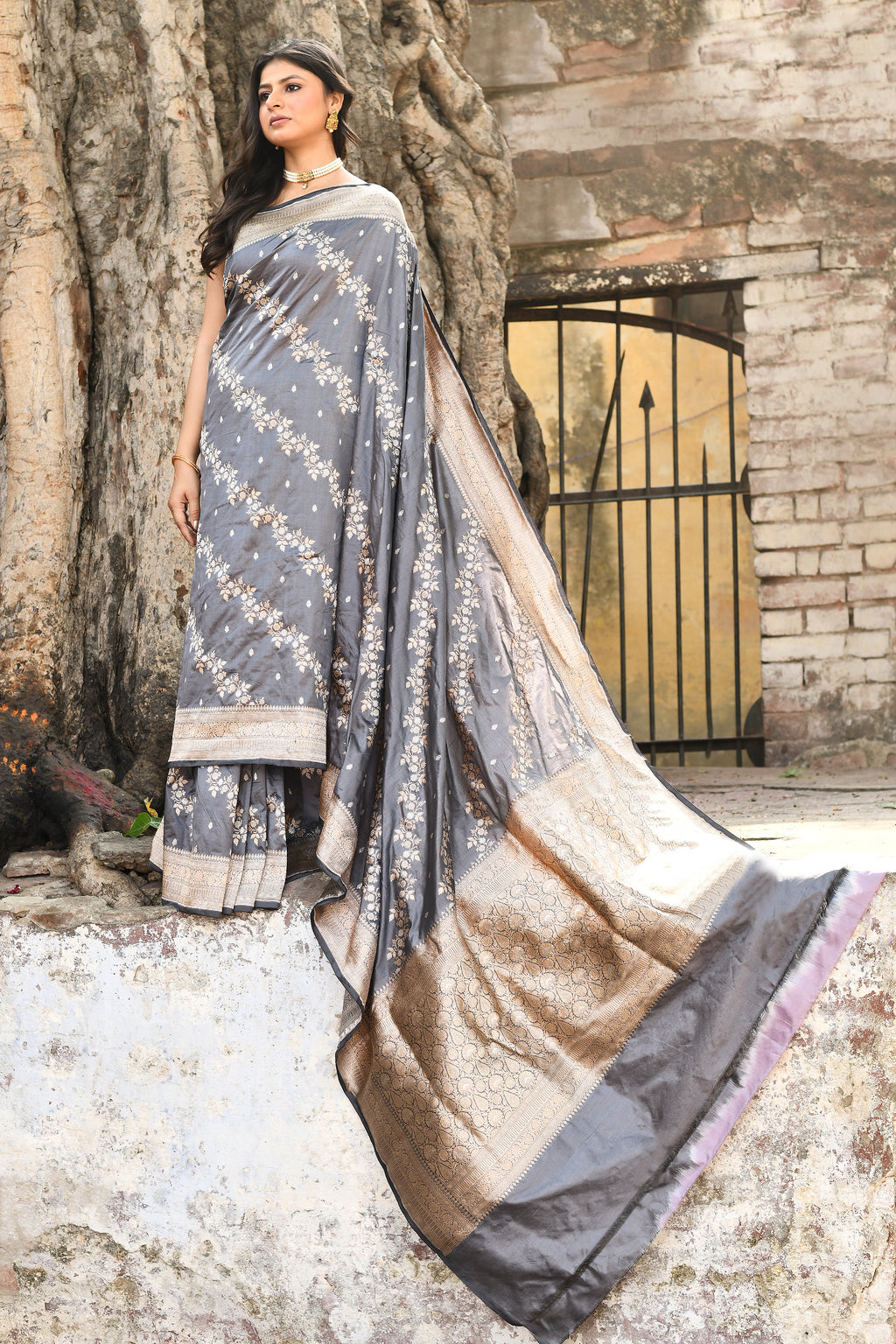 Handwoven Silver Grey Banarasi Soft Silk Saree