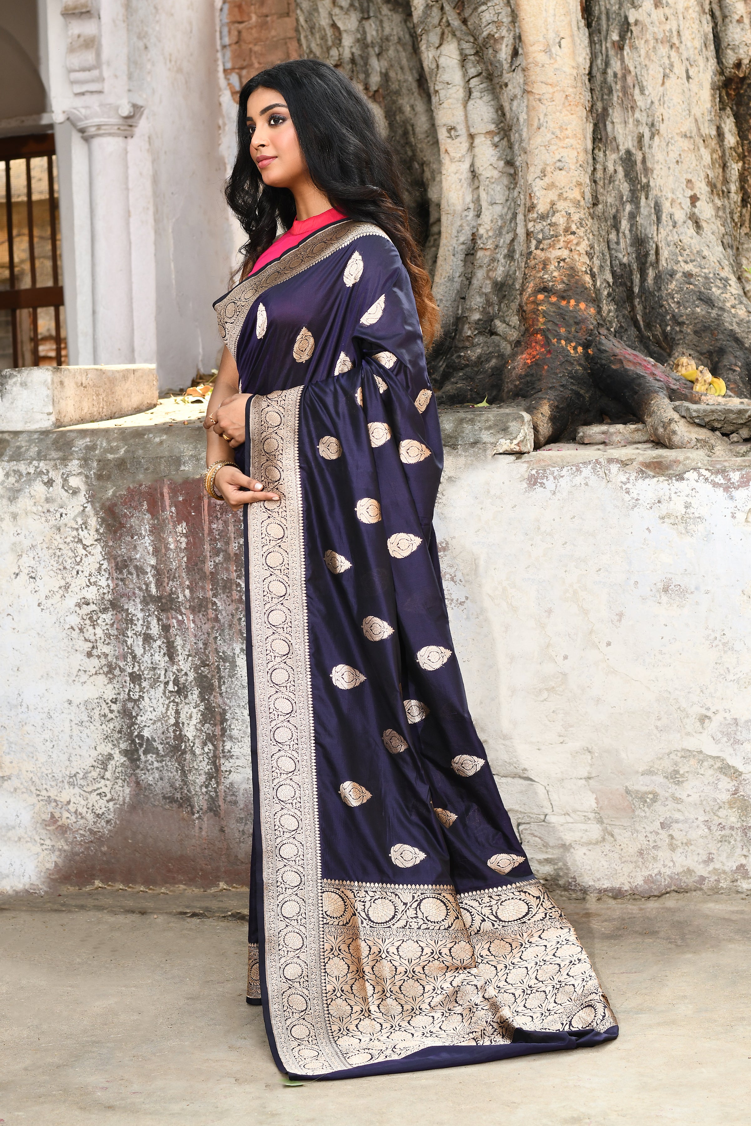 Handwoven Navy Blue Banarasi Katan Silk Saree