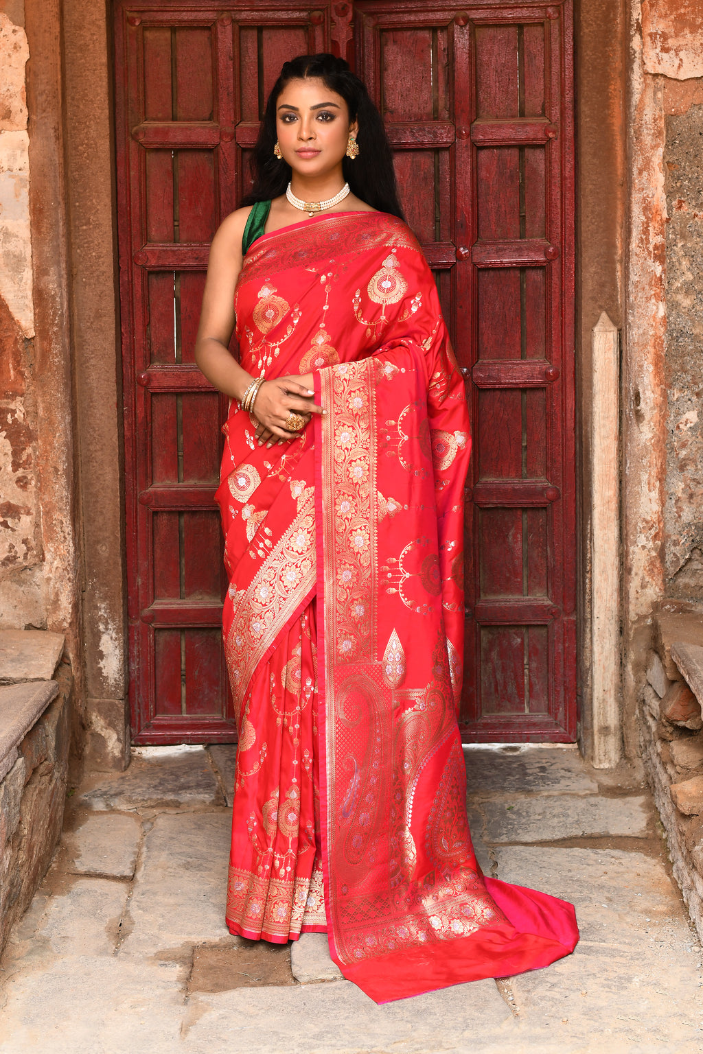 Handwoven Red Banarasi Soft Silk Saree
