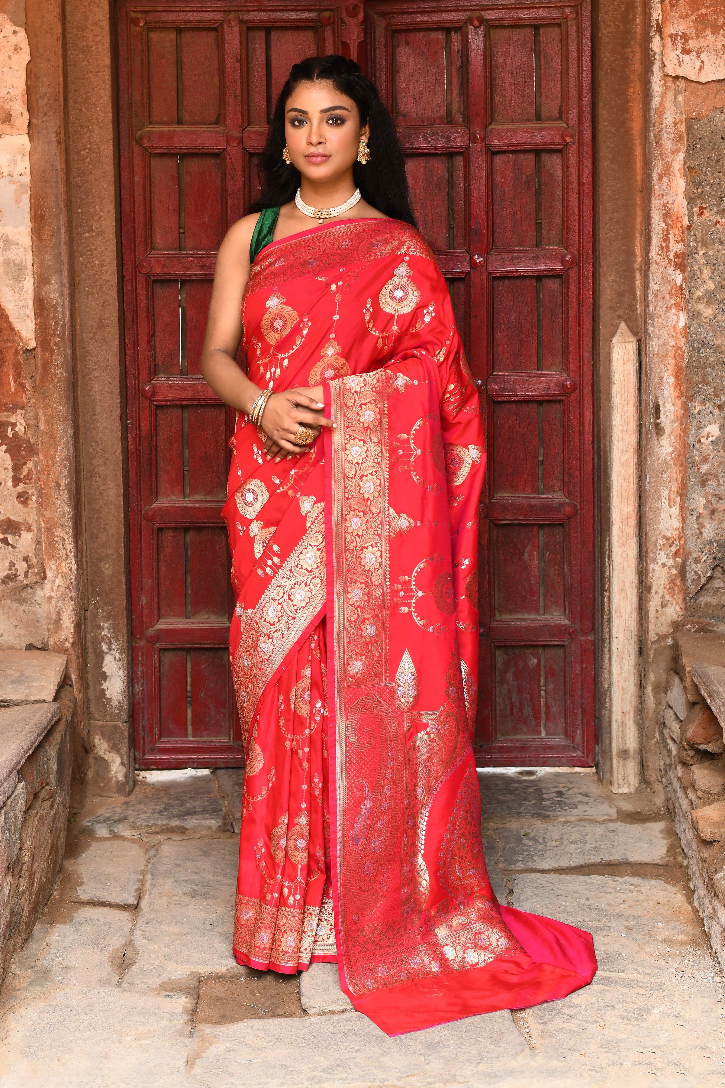 Handwoven Red Banarasi Soft Silk Saree